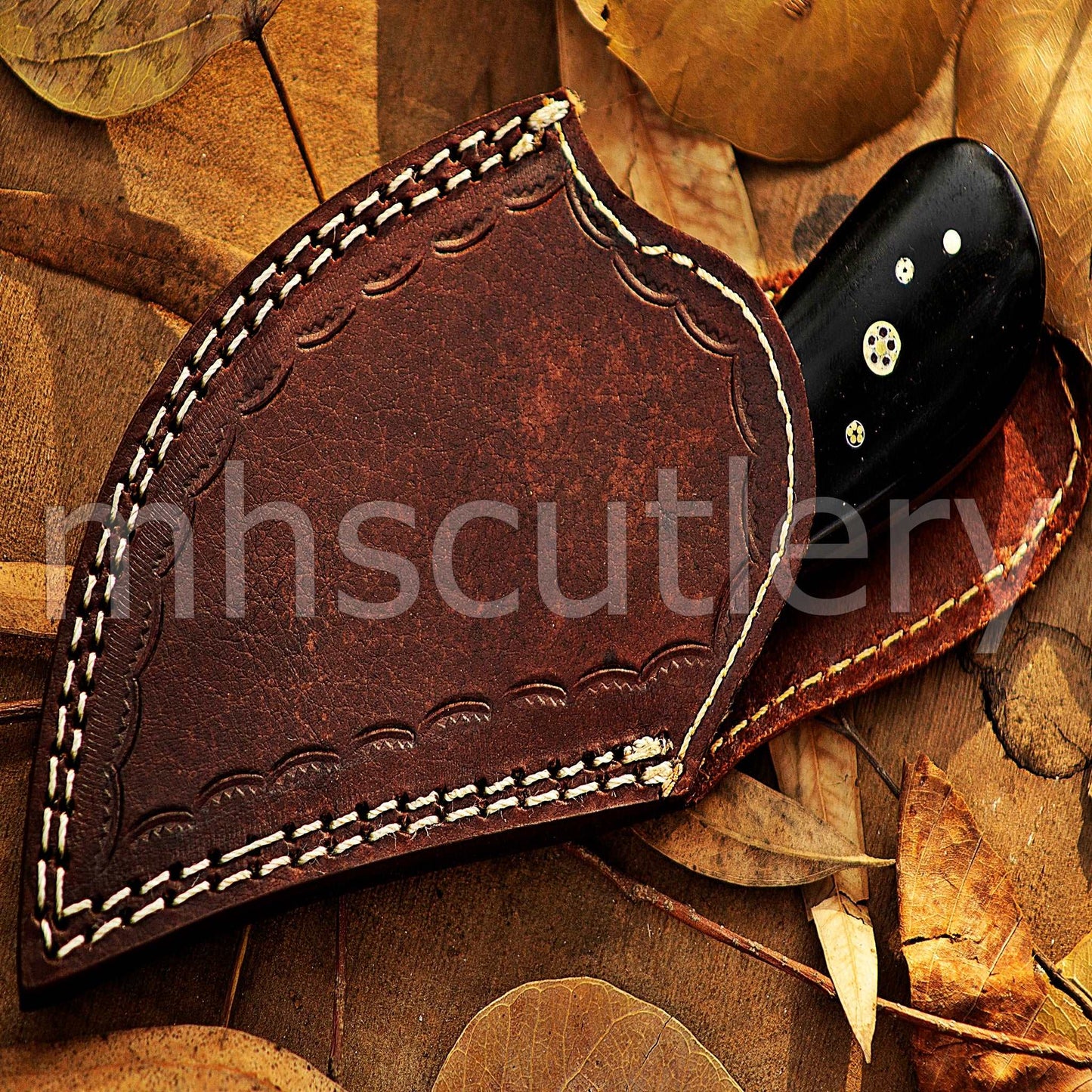 Custom Forged Raindrop Damascus Steel Pizza Cutter Knife | mhscutlery