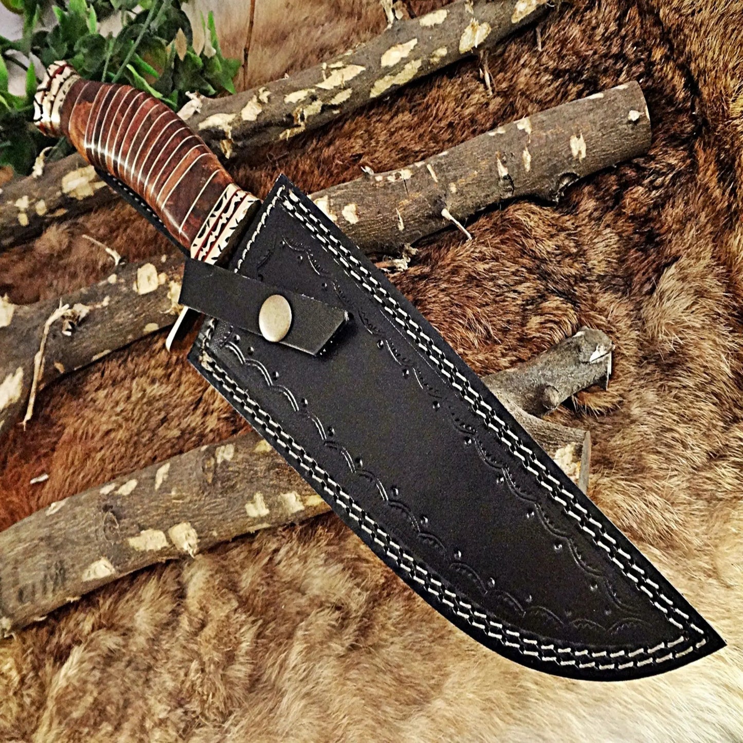 Hand-Forged Damascus Steel Bowie Knife | Custom Hunting