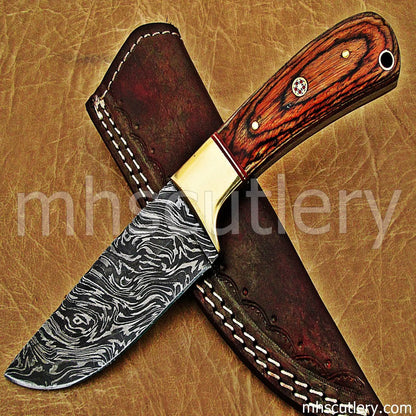 Damascus Steel Fancy Hunter / Pakka Wood Handle | mhscutlery