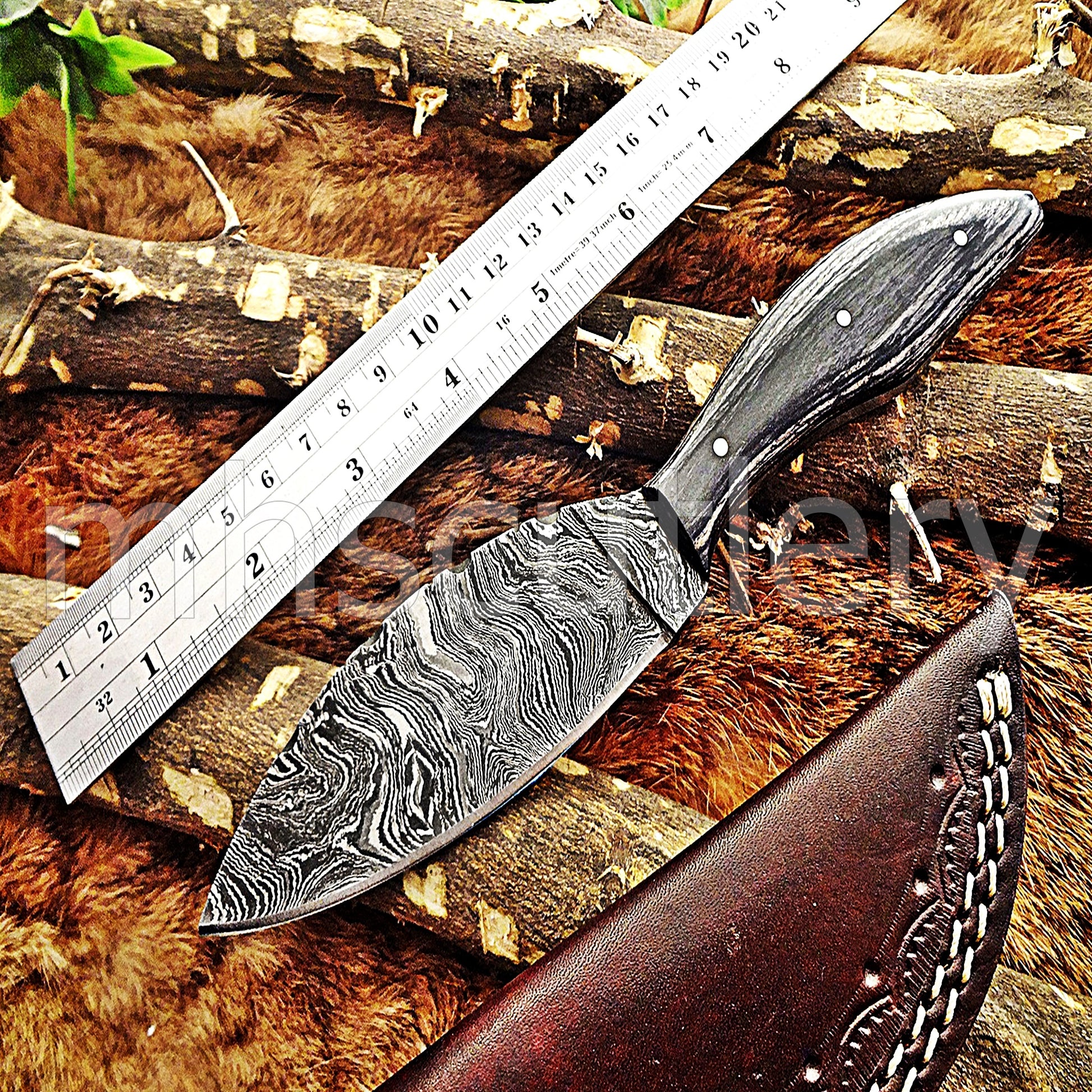Damascus Steel Hunter Skinner Knife / Pakka Wood | mhscutlery