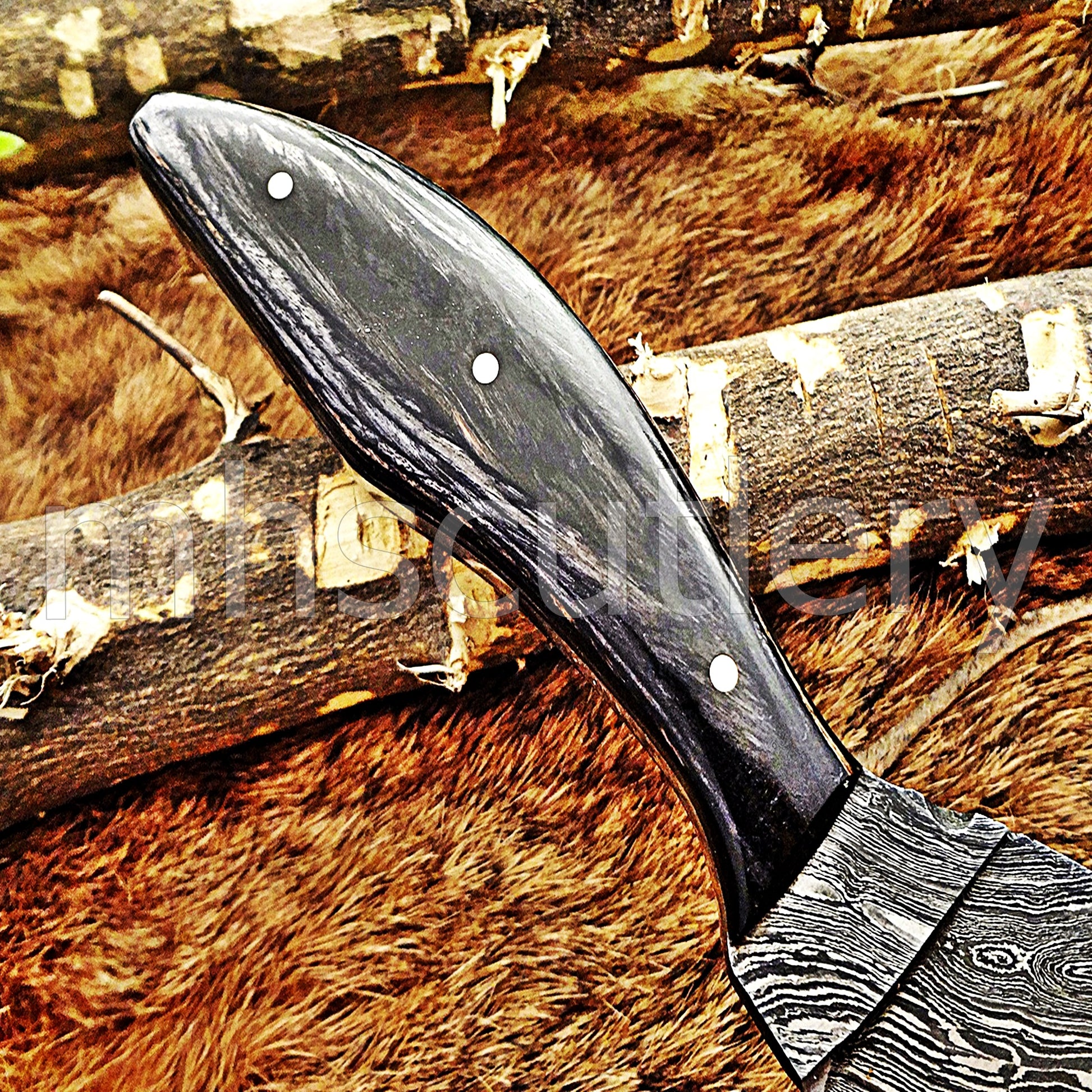 Damascus Steel Hunter Skinner Knife / Pakka Wood | mhscutlery