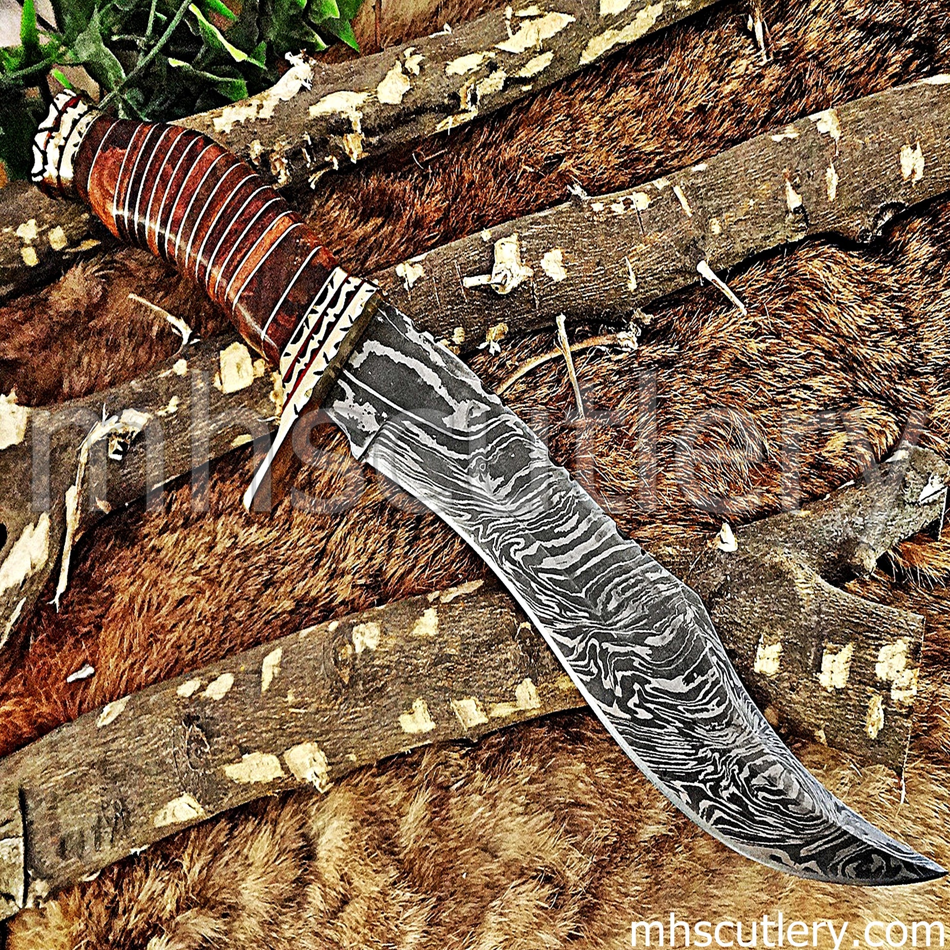 Hand Forged Damascus Steel Bowie Hunting Knife / Fancy Handle | mhscutlery