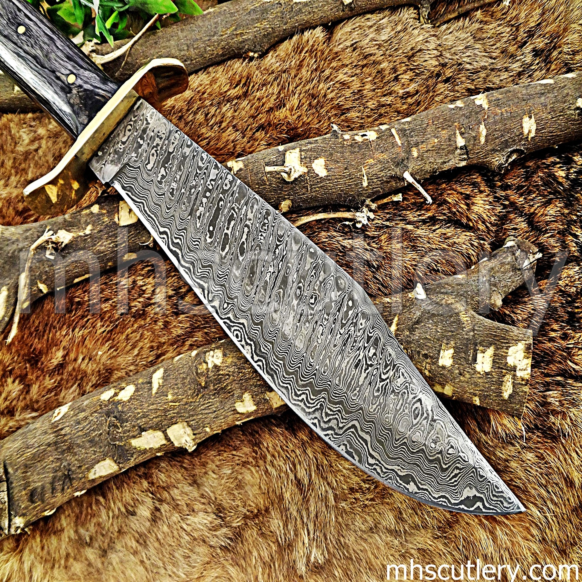 Damascus Steel Classic Hunters Bowie Knife | mhscutlery