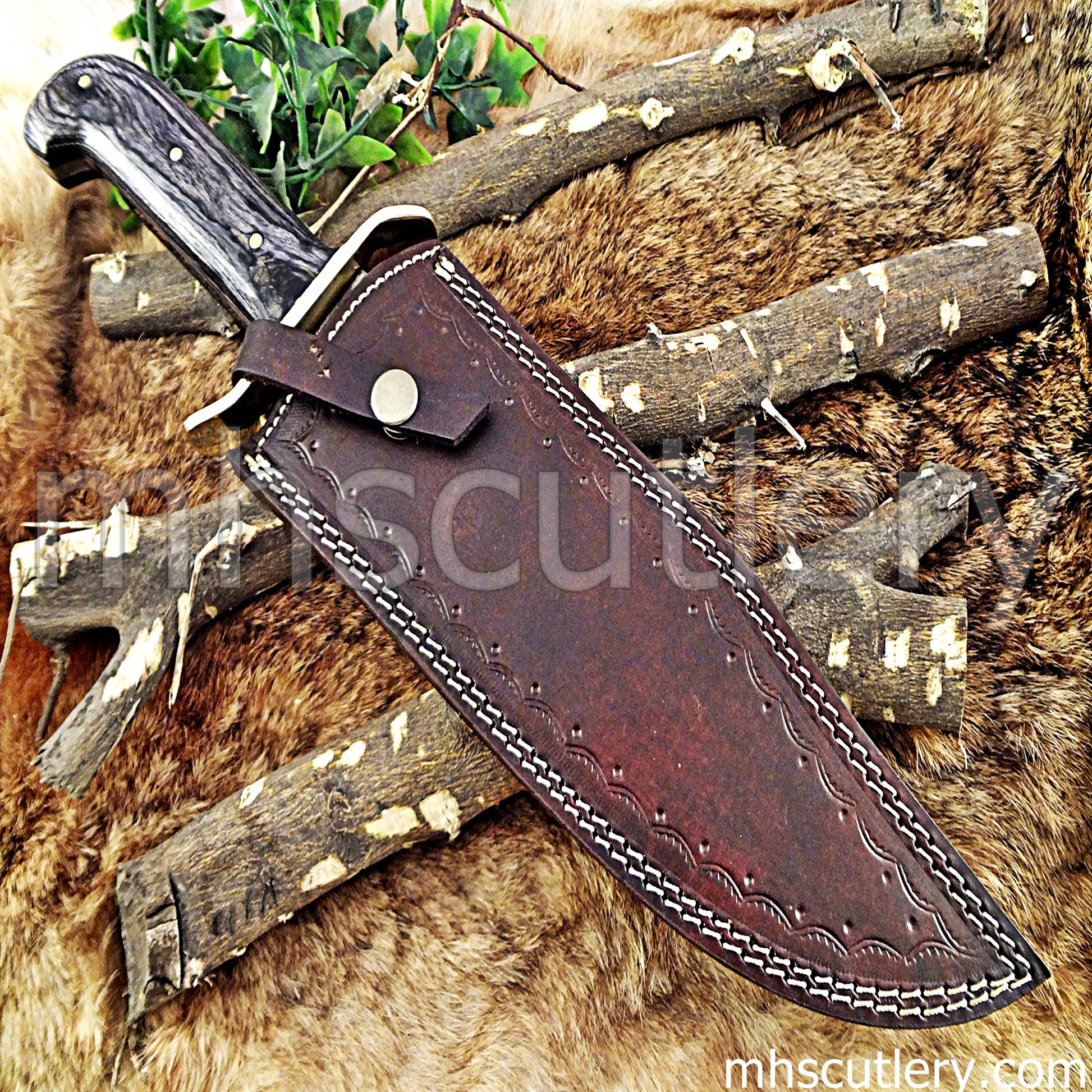 Damascus Steel Classic Hunters Bowie Knife | mhscutlery