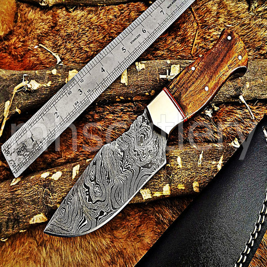 Hand Forged Damascus Steel Skinner Hunting Knife | mhscutlery