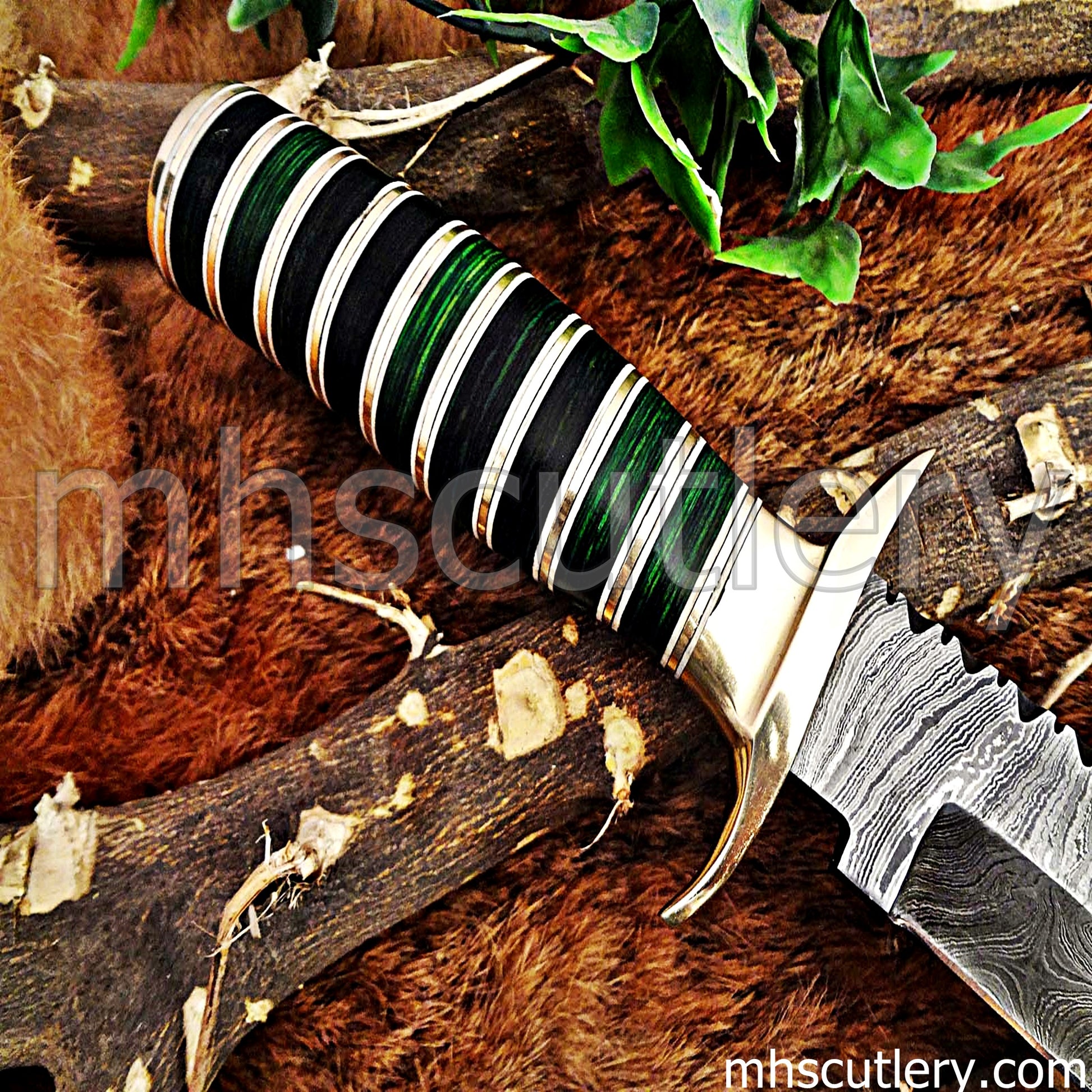 Custom Made Damascus Steel Hunter Bowie Knife | mhscutlery