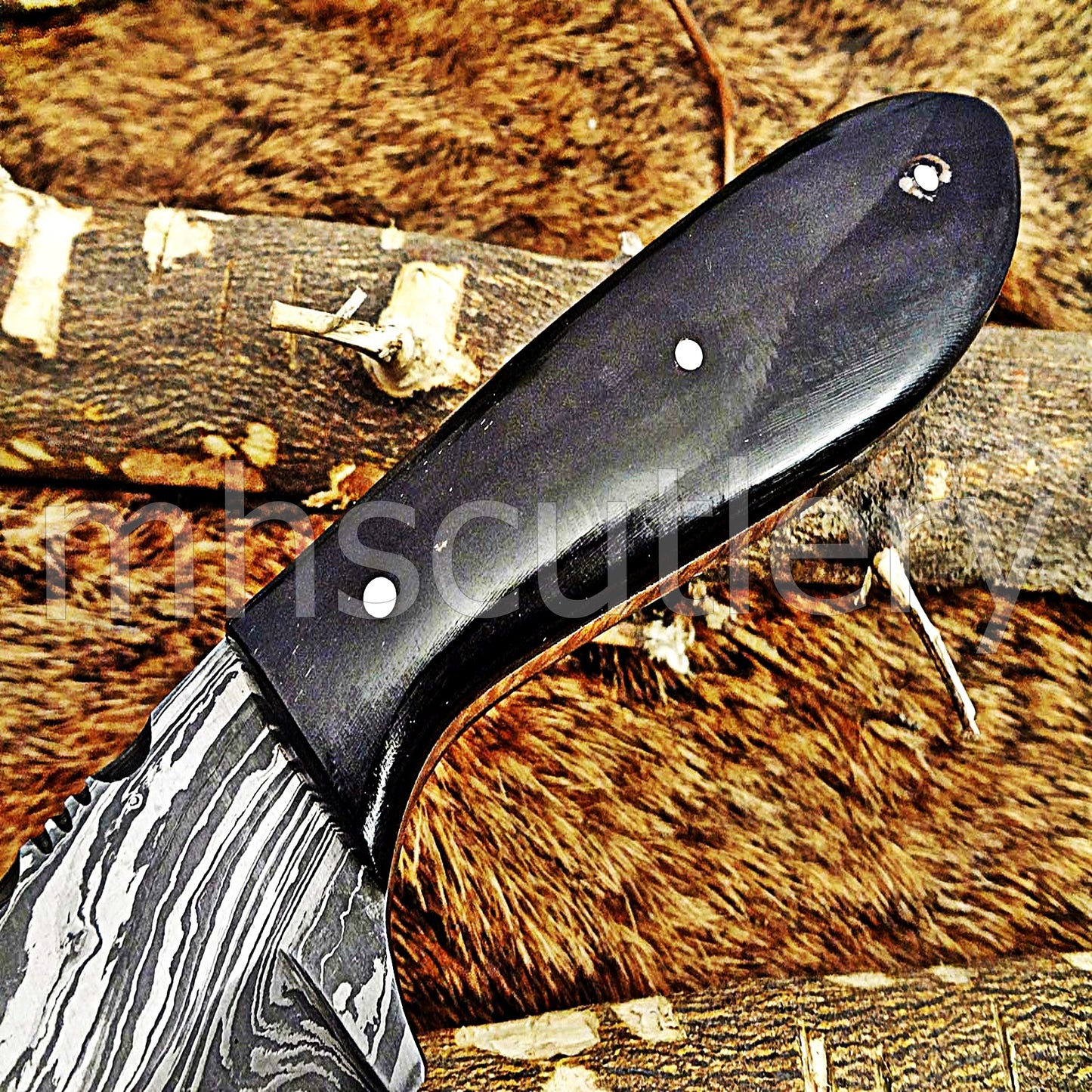 Damascus Steel Mini Skinner / Bull Horn Handle | mhscutlery