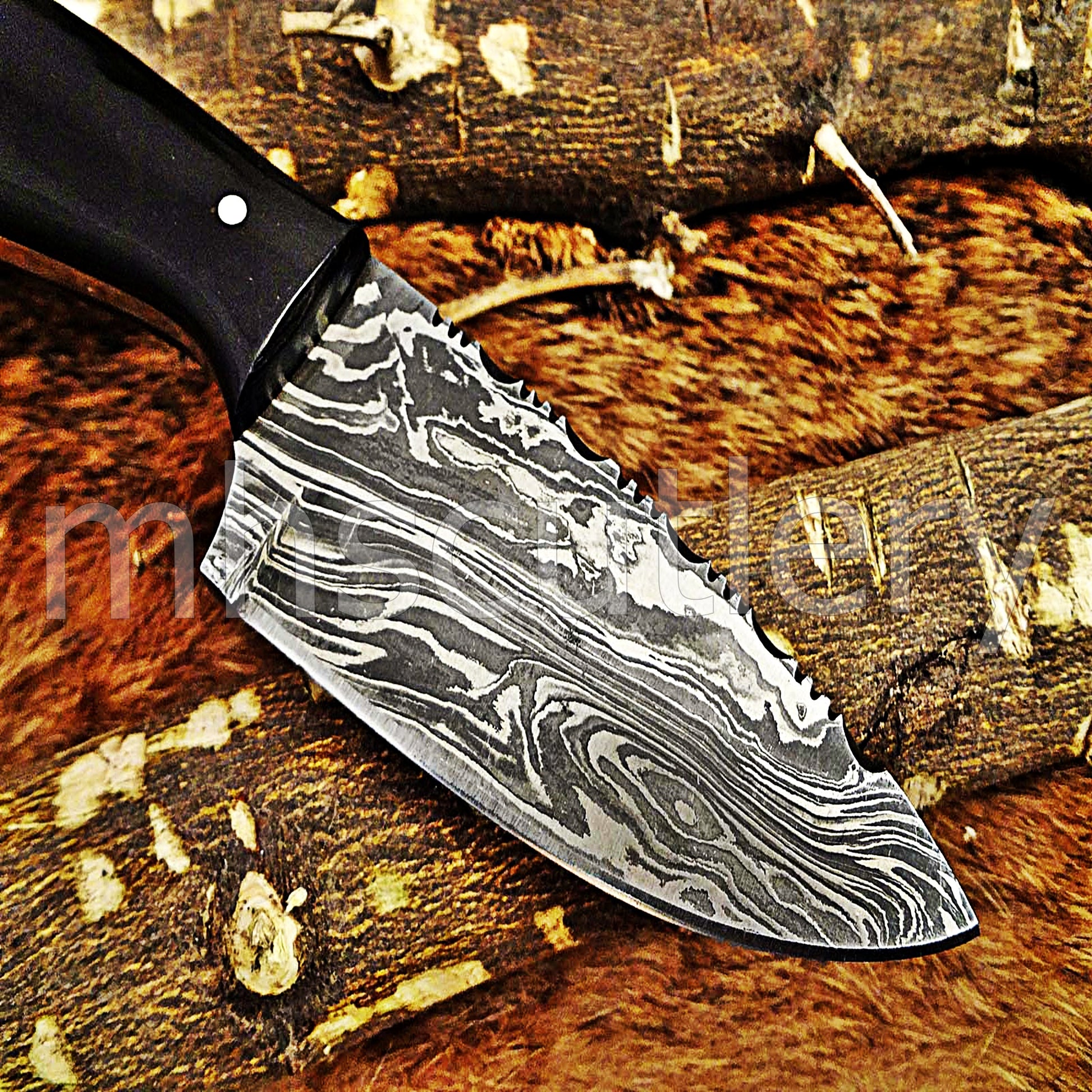 Damascus Steel Mini Skinner / Bull Horn Handle | mhscutlery