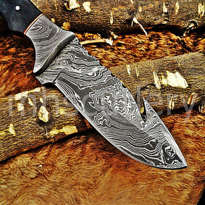Damascus Steel Bull Horn Gut Hook | mhscutlery
