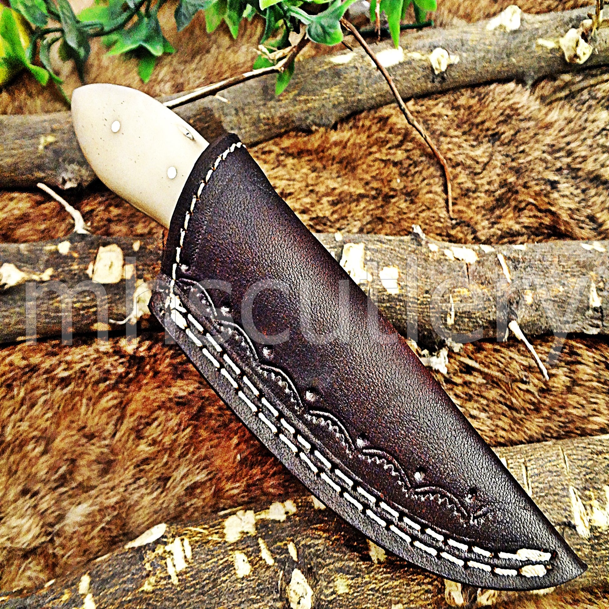 Damascus Steel Mini Fixed Blade Skinner / Bone Handle | mhscutlery