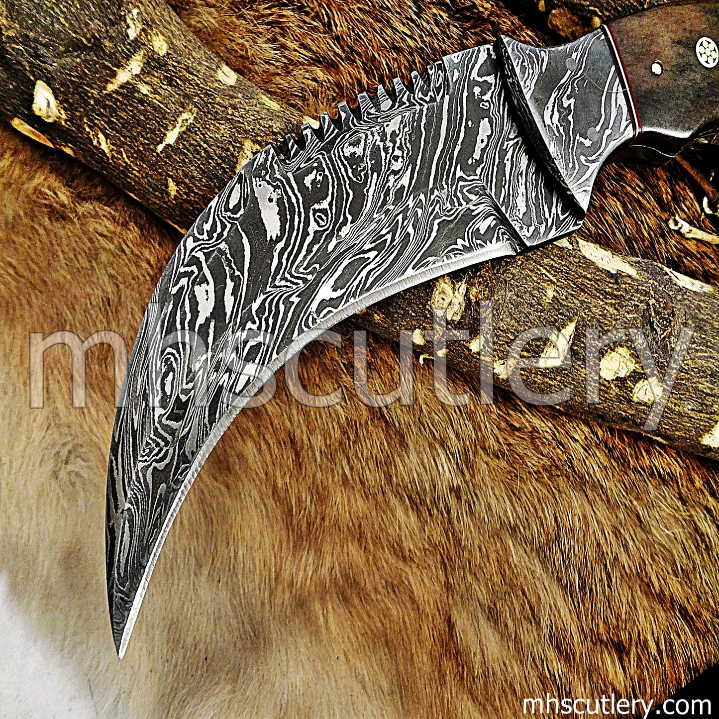 Hand Forged Damascus Steel Karambit / Wood Handle | mhscutlery