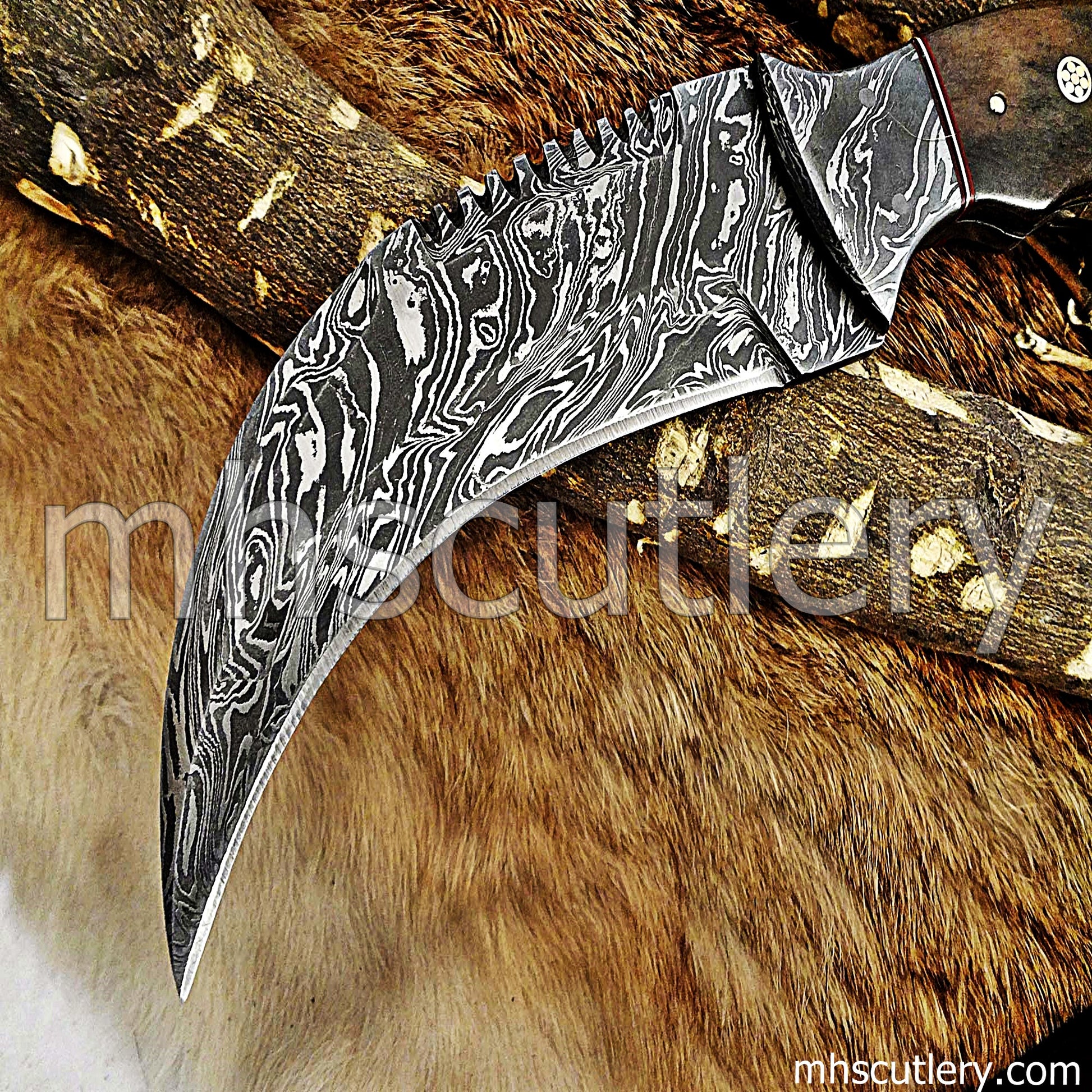 Hand Forged Damascus Steel Karambit / Wood Handle | mhscutlery