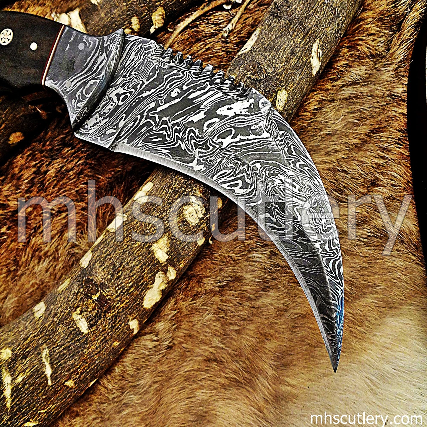 Hand Forged Damascus Steel Karambit / Wood Handle | mhscutlery