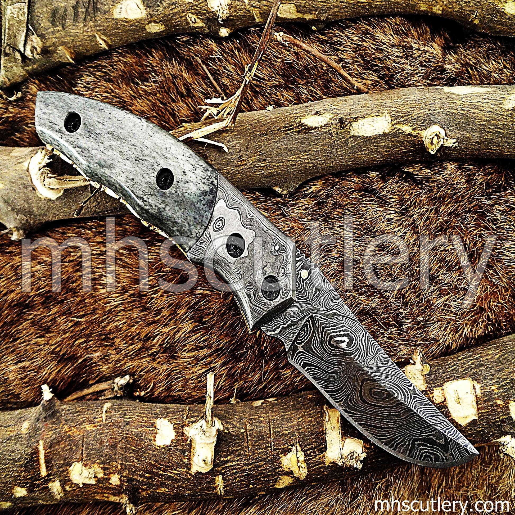 Damascus Steel Folding Knife / Bone Handle | mhscutlery