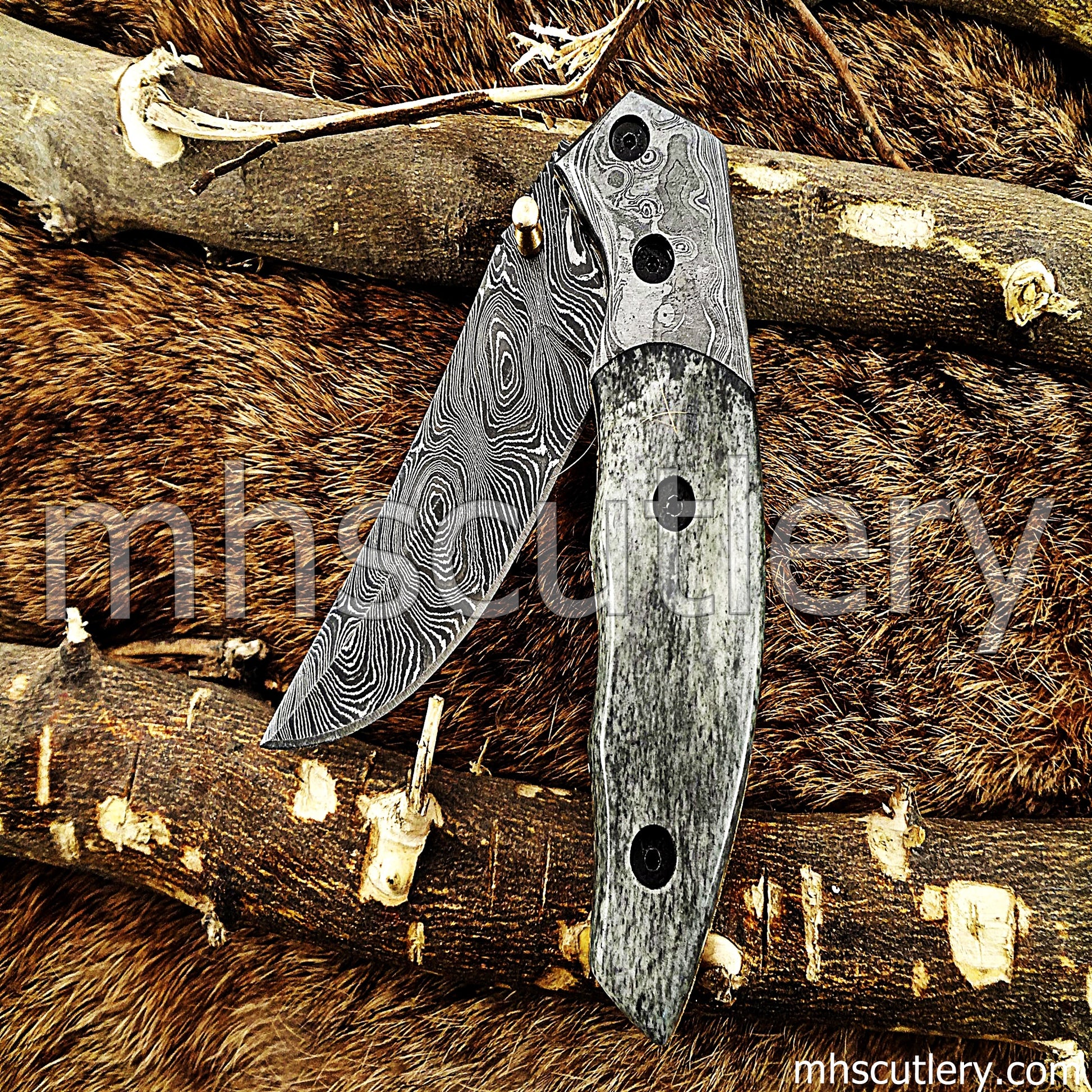 Damascus Steel Folding Knife / Bone Handle | mhscutlery