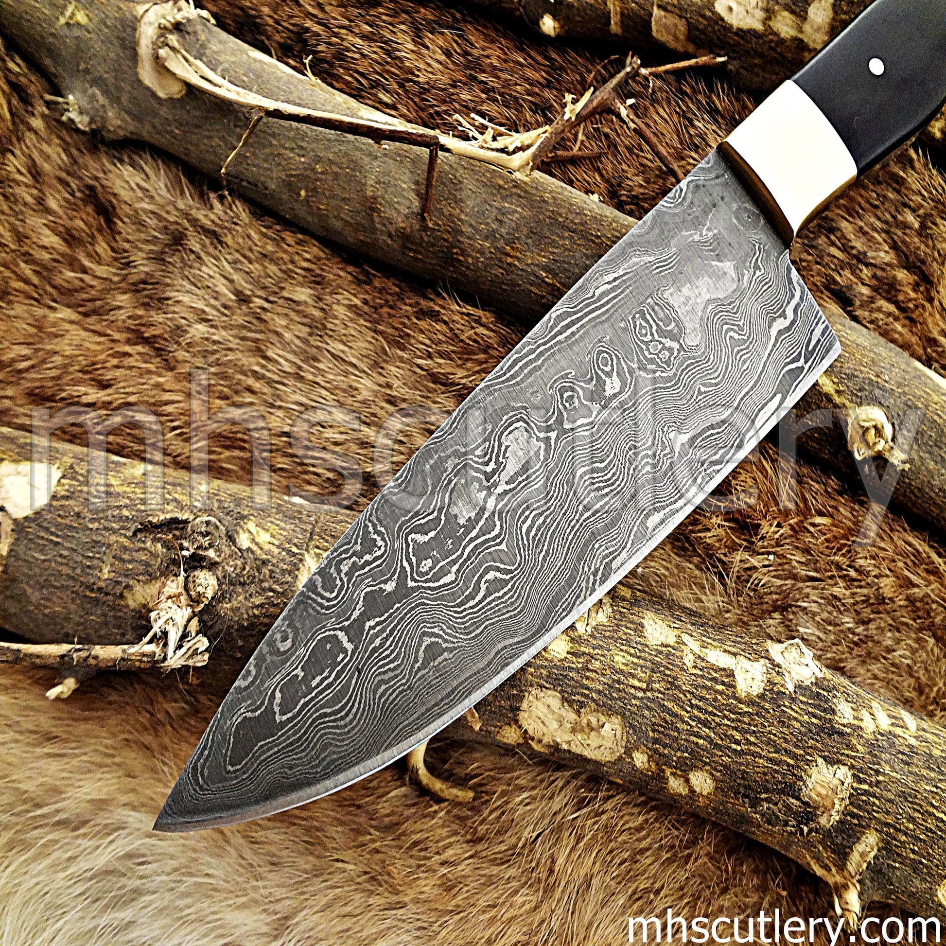 Damascus Steel Kitchen Knife / Bull Horn Handle | mhscutlery