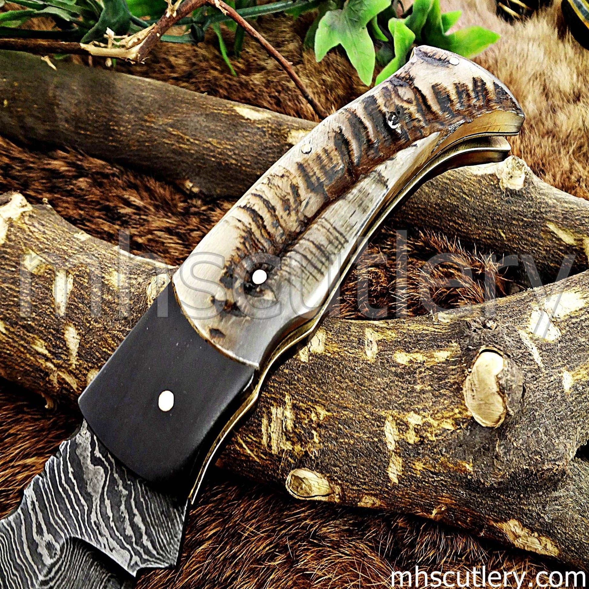 Custom Forged Damascus Steel Tactical Pocket EDC Knife / Ram Horn Handle | mhscutlery
