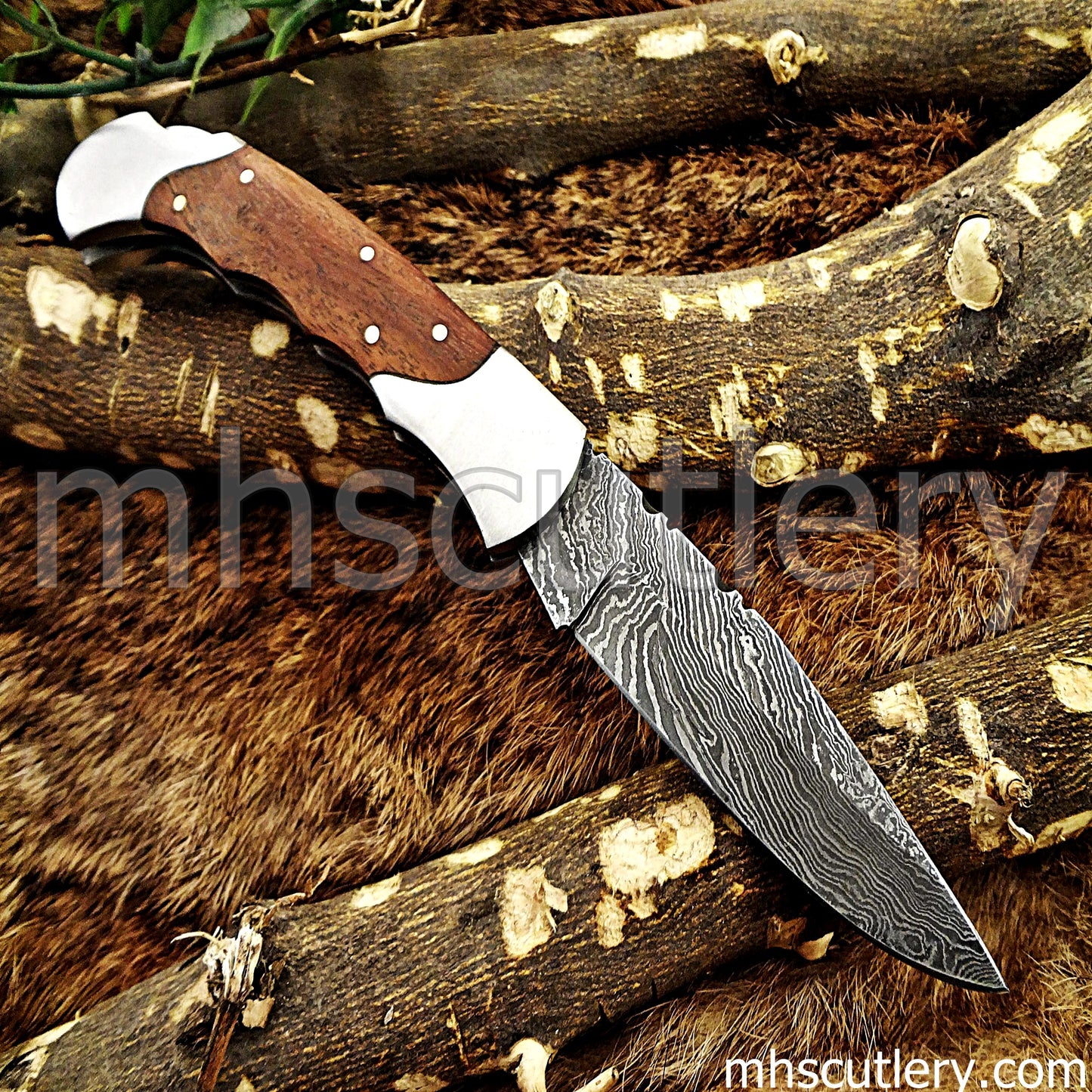 Hand Forged Damascus Steel Pocket Knife / Wood Handle | mhscutlery