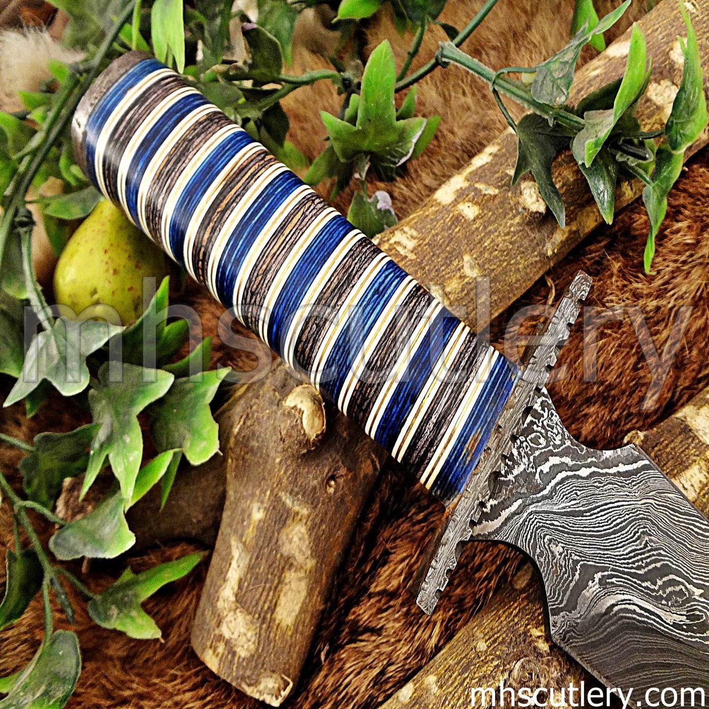 Custom Hand Forged Damascus Steel Survival Dagger | mhscutlery
