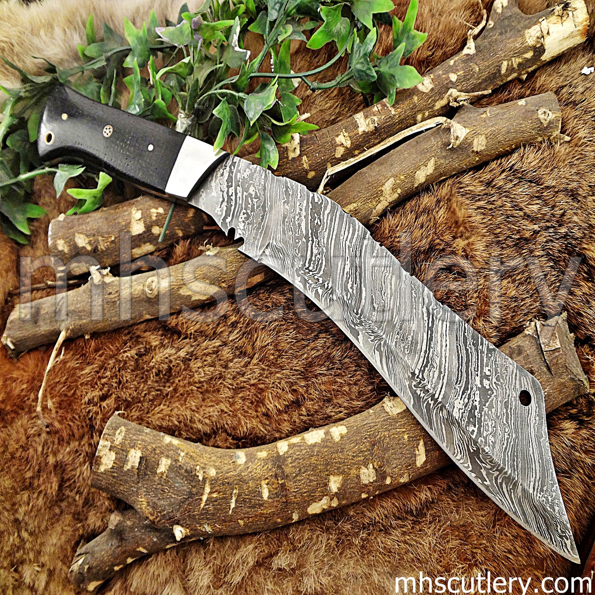 Damascus Steel Kukri Machete Knife / Bull Horn Handle | mhscutlery