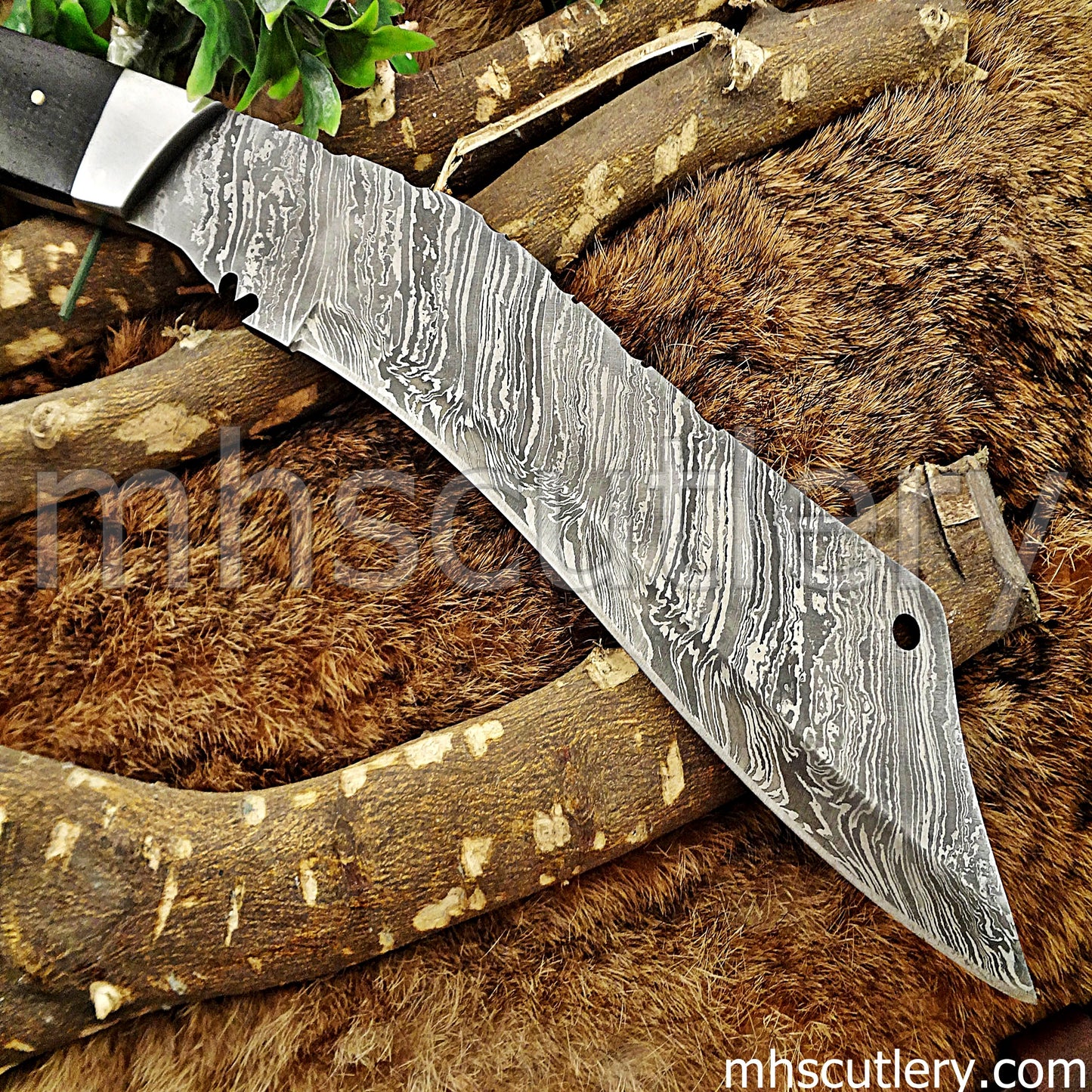 Damascus Steel Kukri Machete Knife / Bull Horn Handle | mhscutlery