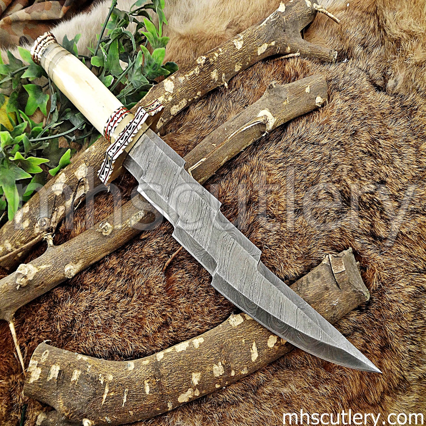 Damascus Steel Fancy Zigzag Hunter's Knife / Bone Handle | mhscutlery