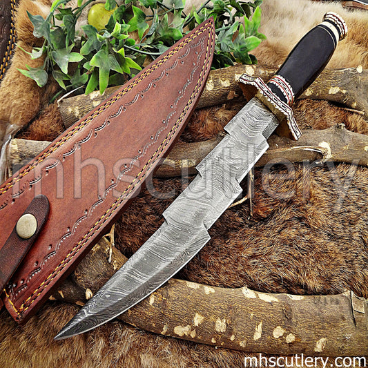 Custom Hand Forged Damascus Steel Zigzag Hunting Knife | mhscutlery