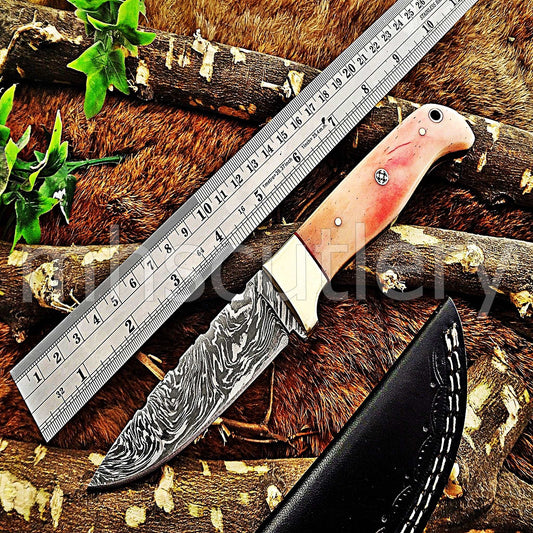 Custom Hand Forged Damascus Steel Hunter Skinner Knife / Pink Handle | mhscutlery