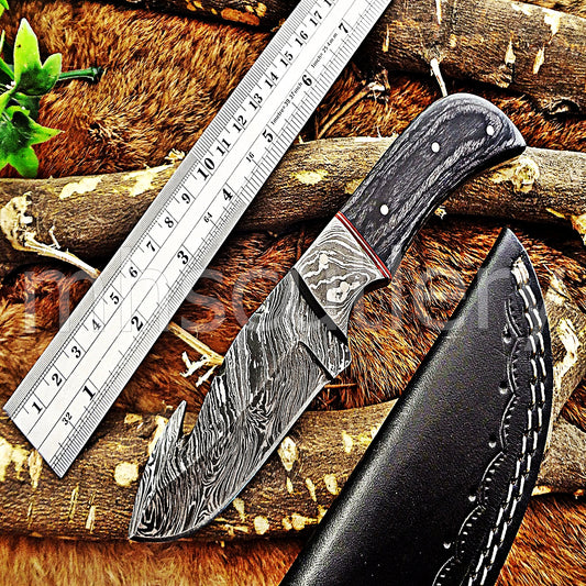 Damascus Steel Gut Hook Skinning Knife / Pakka Wood Handle | mhscutlery