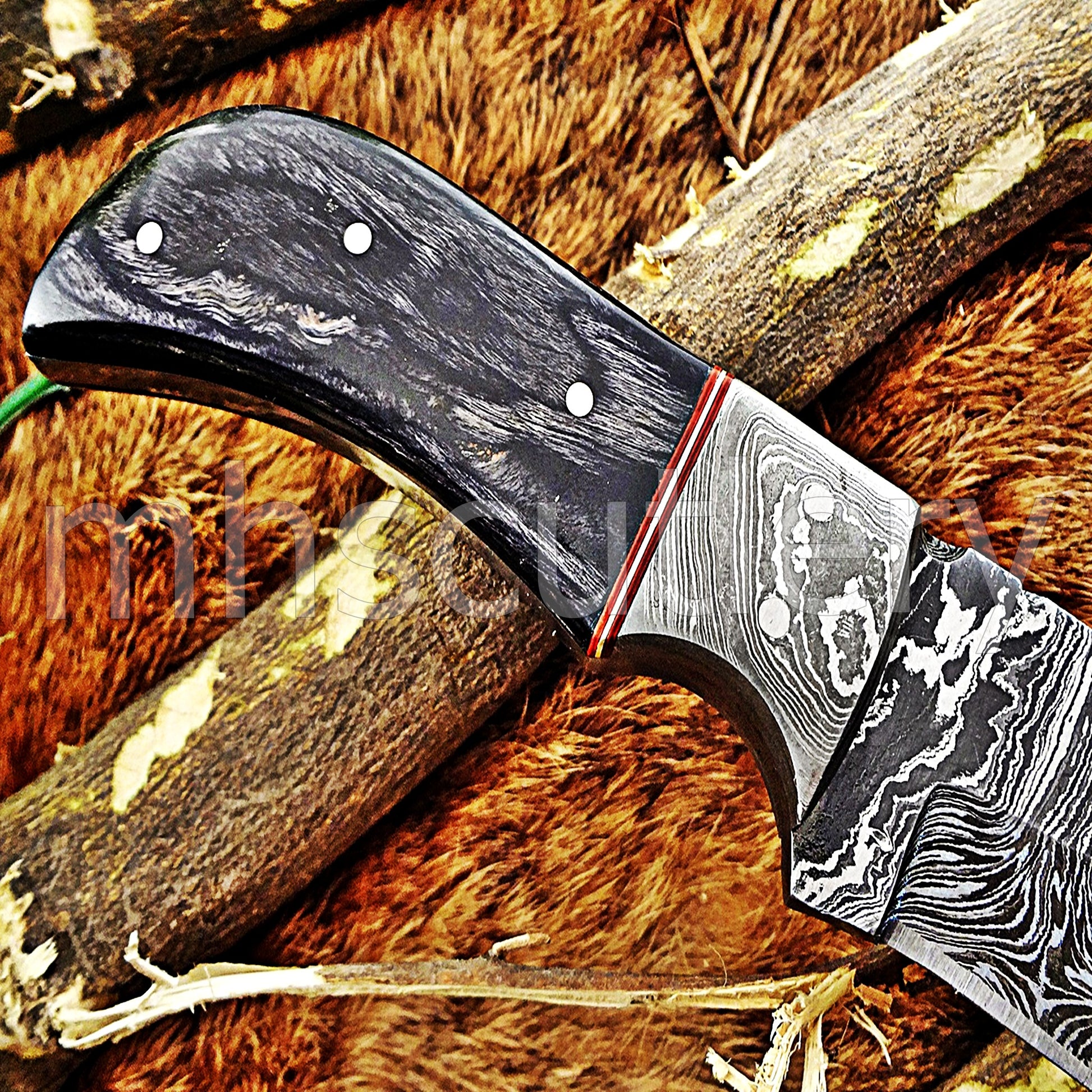 Damascus Steel Gut Hook Skinning Knife / Pakka Wood Handle | mhscutlery