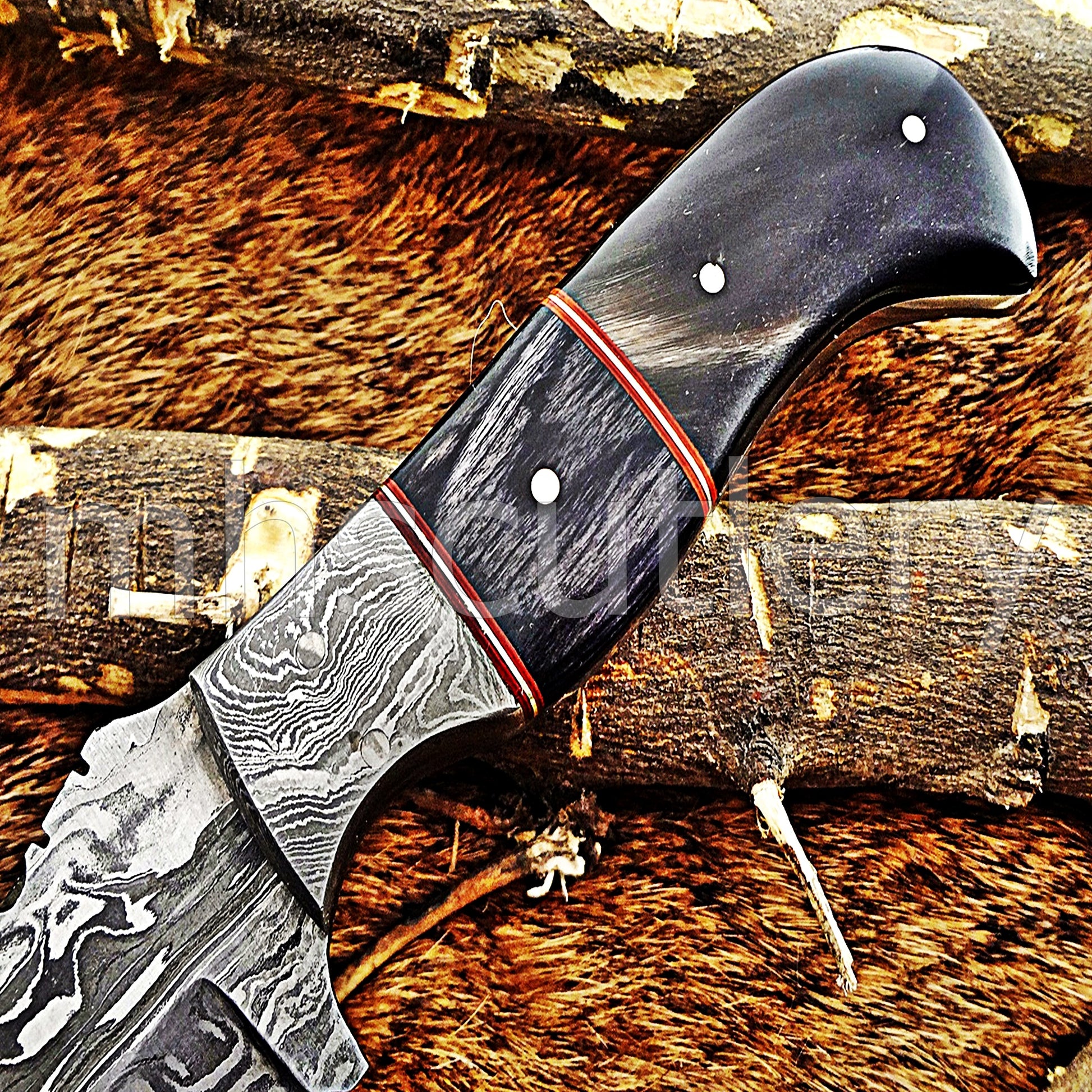 Damascus Steel Tanto Fixed Blade Hunter Skinner Knife / Bull Horn Handle | mhscutlery