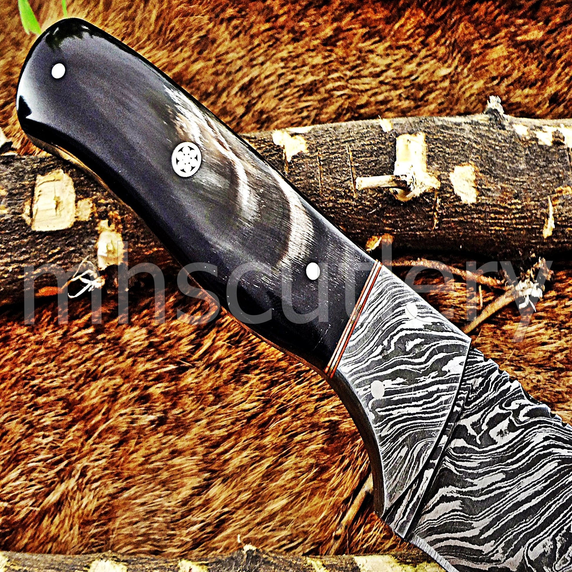 Handmade Damascus Steel Fancy Hunting Skinner Knife / Bull Horn Handle | mhscutlery