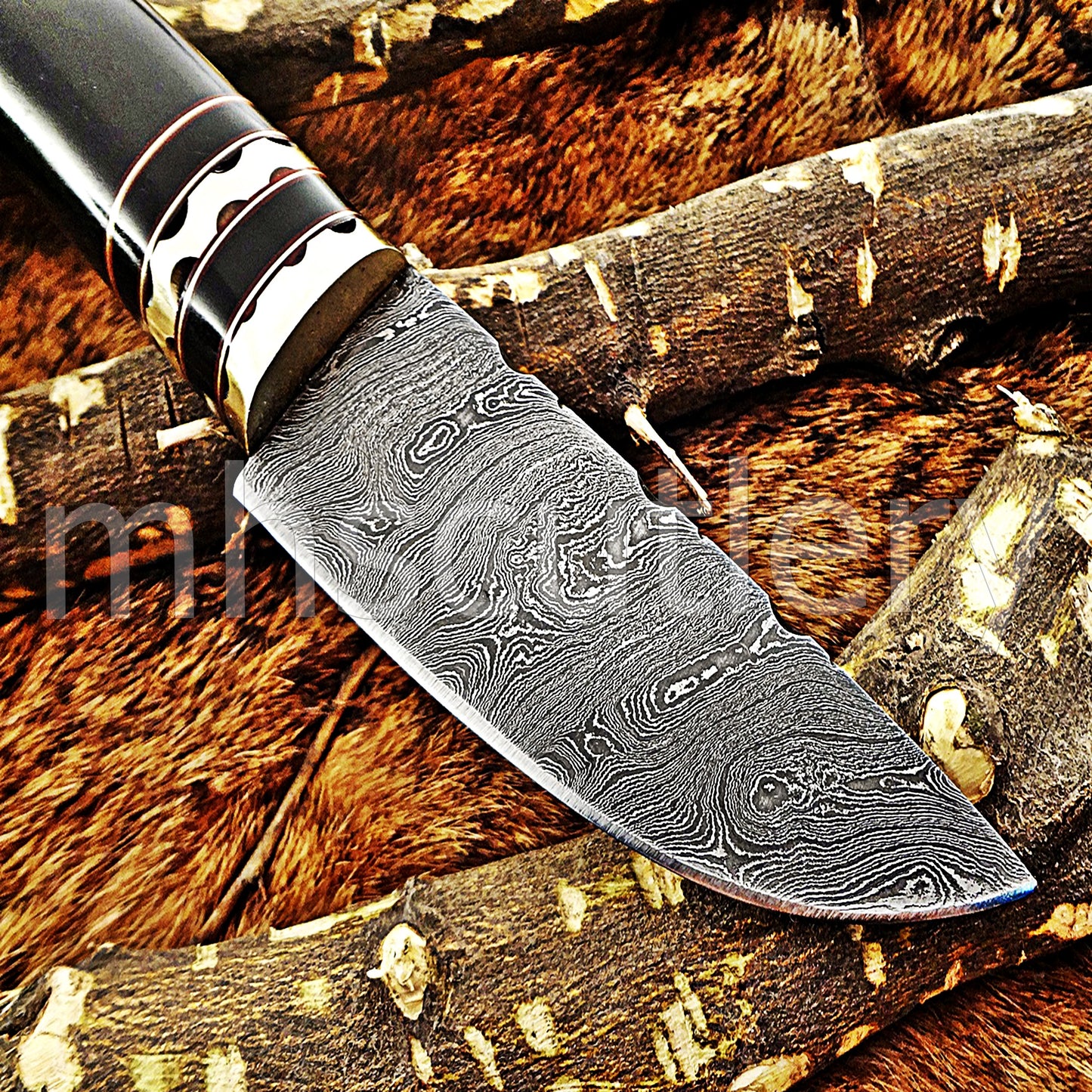 Damascus Steel Rat Tail Skinning Knife / Bull Horn Handle | mhscutlery