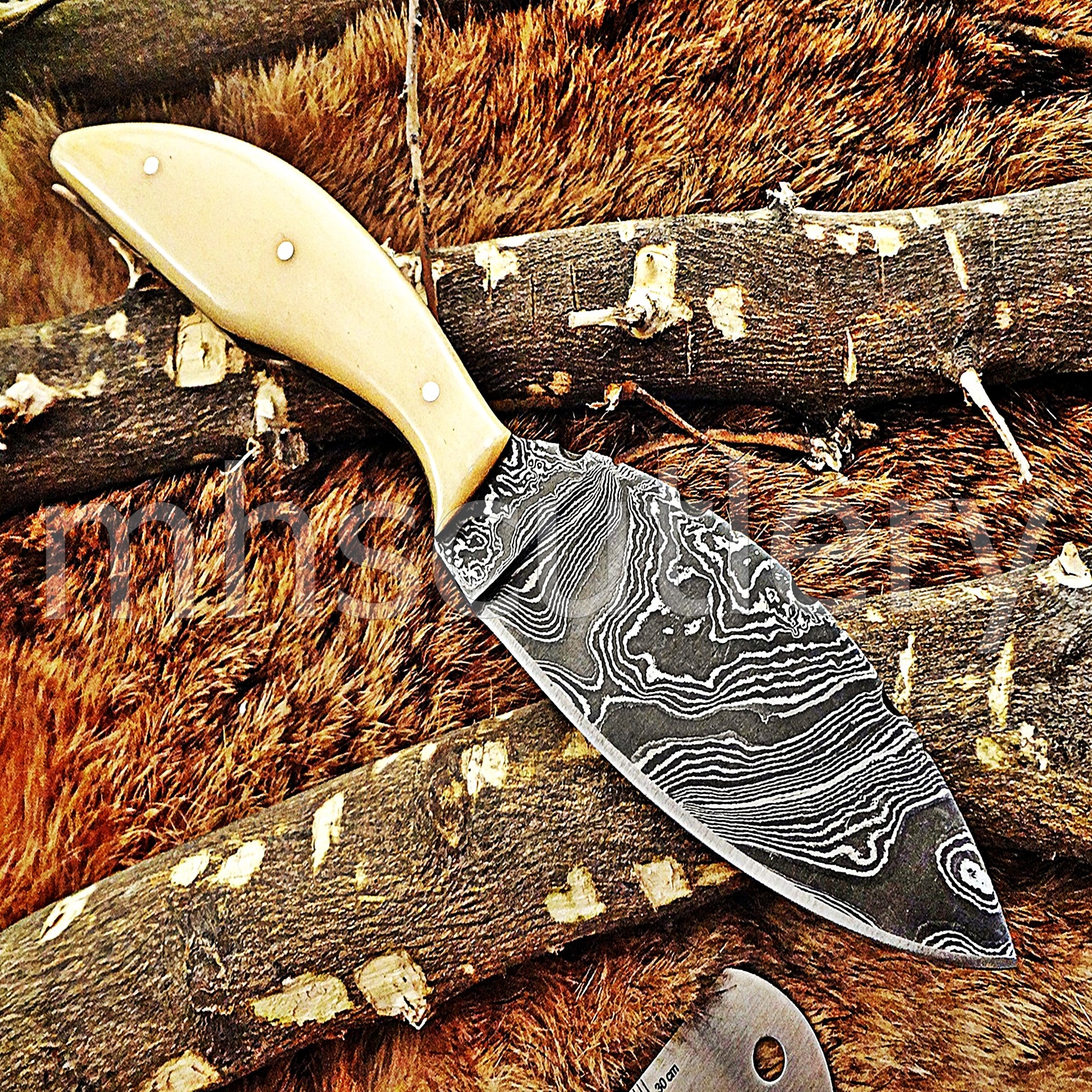 Custom Handmade Damascus Steel Skinner Knife / Bone Handle | mhscutlery