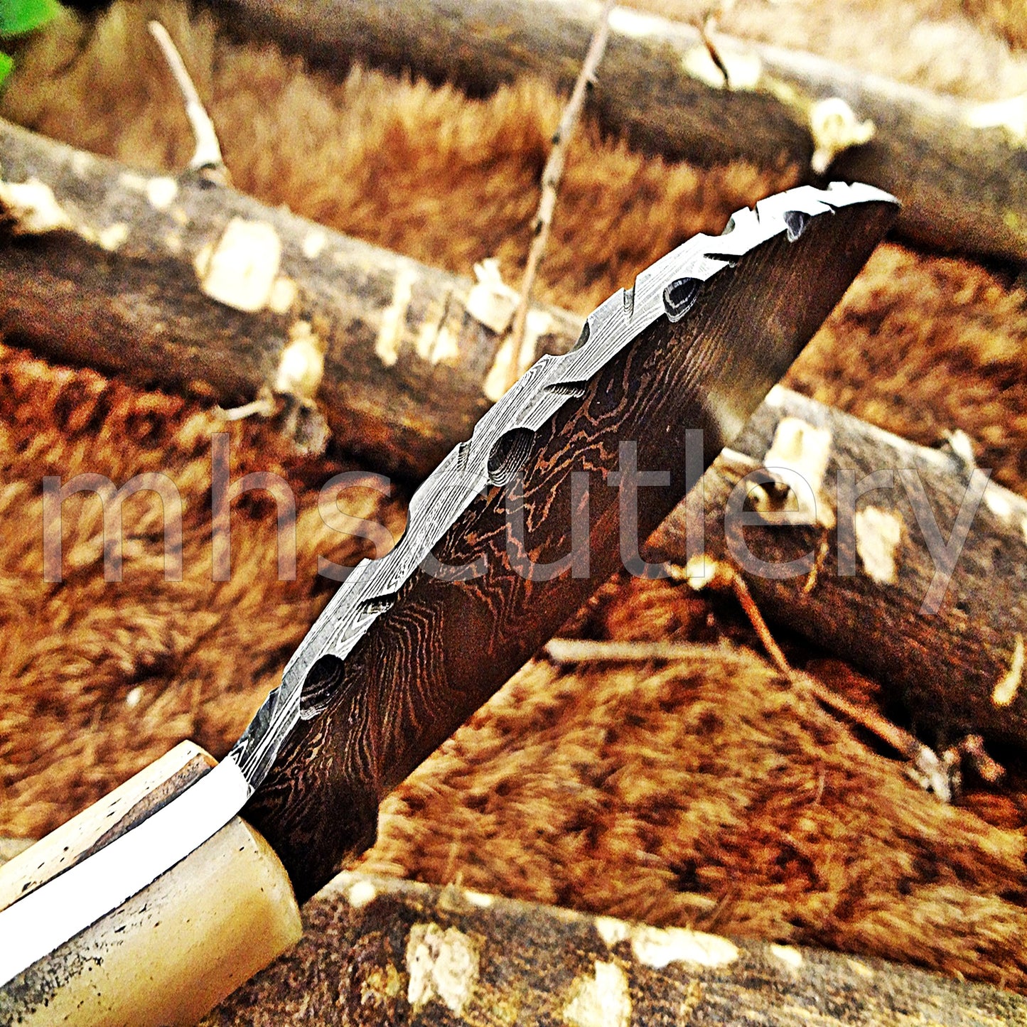 Custom Handmade Damascus Steel Skinner Knife / Bone Handle | mhscutlery
