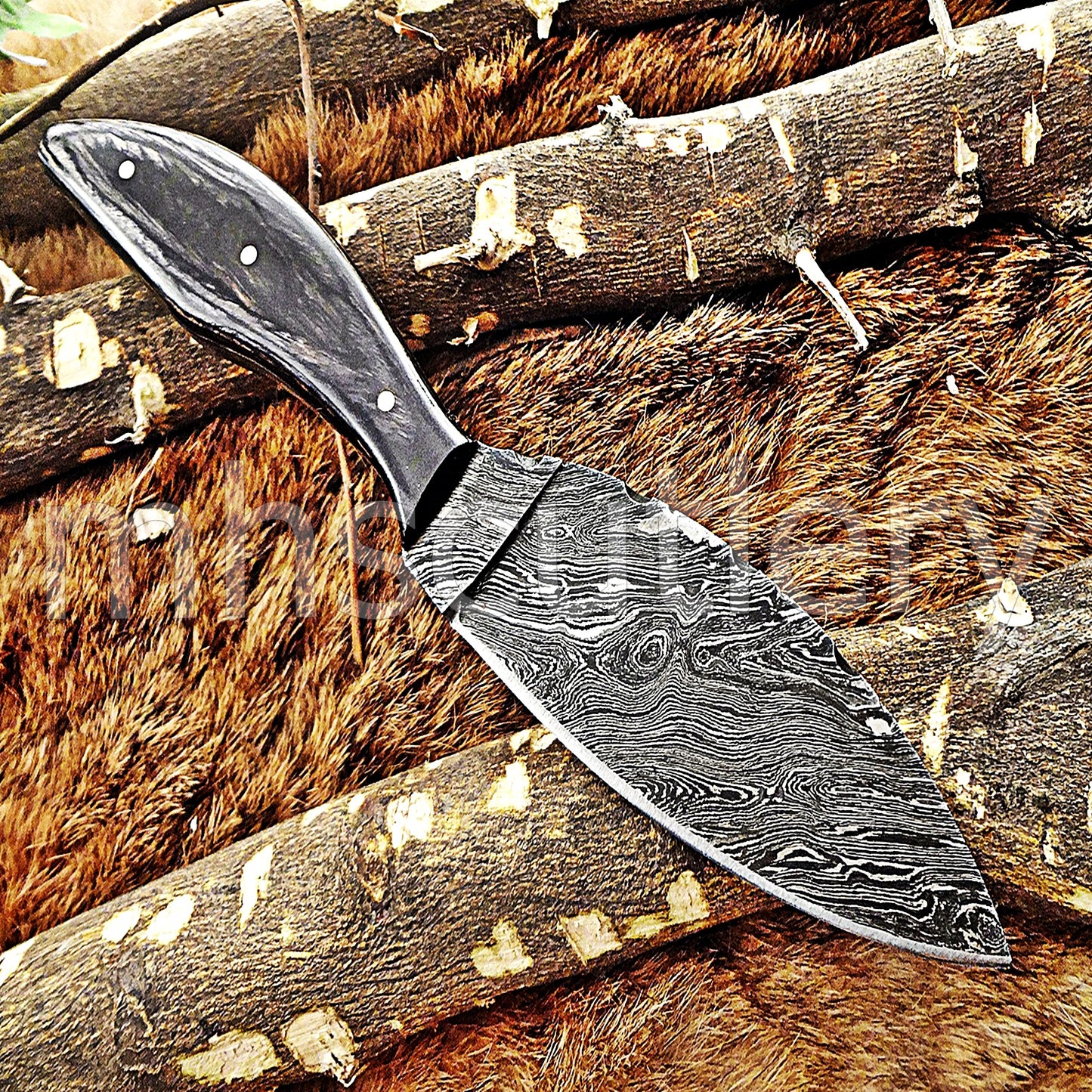 Damascus Steel Skinning Knife / Pakka Wood Handle | mhscutlery