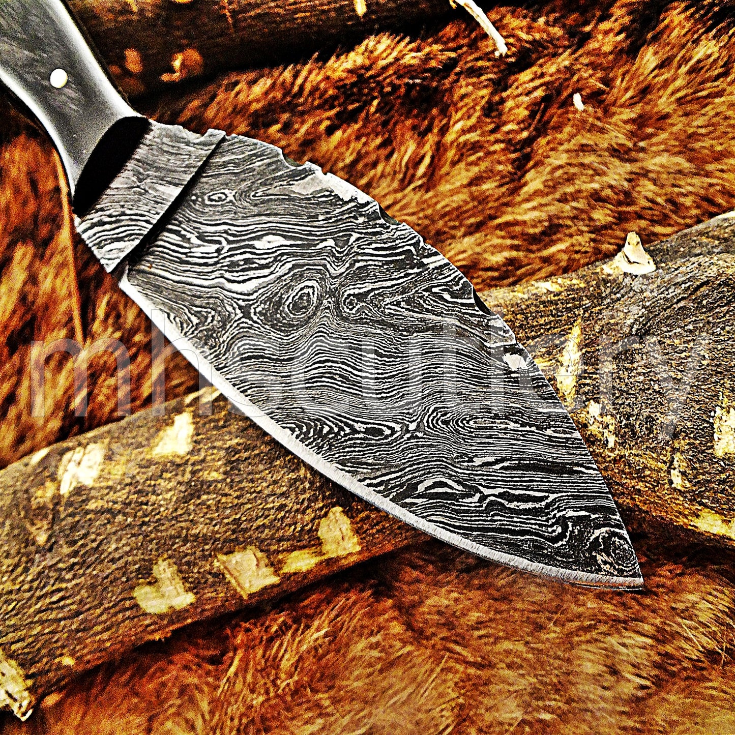 Damascus Steel Skinning Knife / Pakka Wood Handle | mhscutlery
