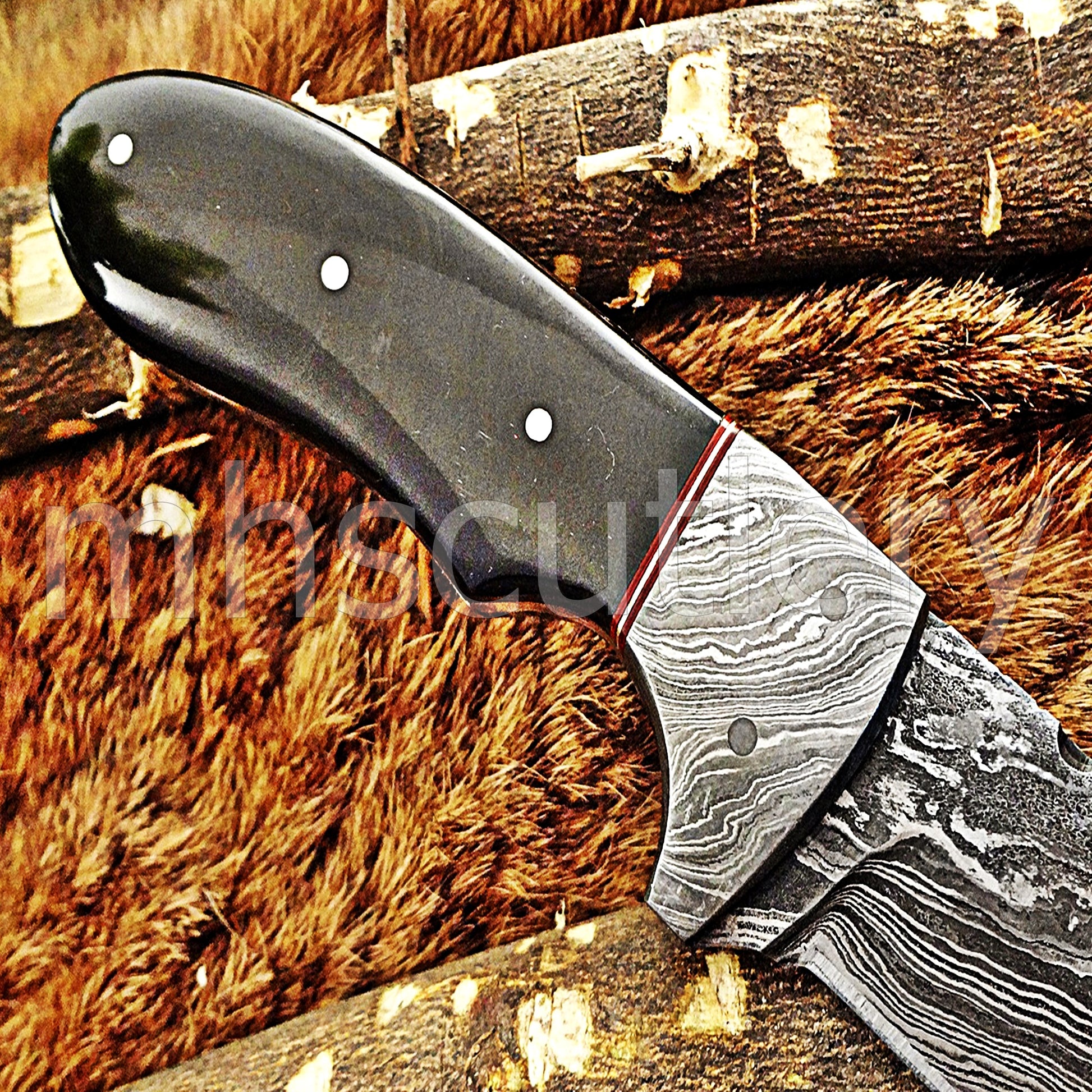 Damascus Steel Gut Hook Skinner Knife / Bull Horn Handle | mhscutlery