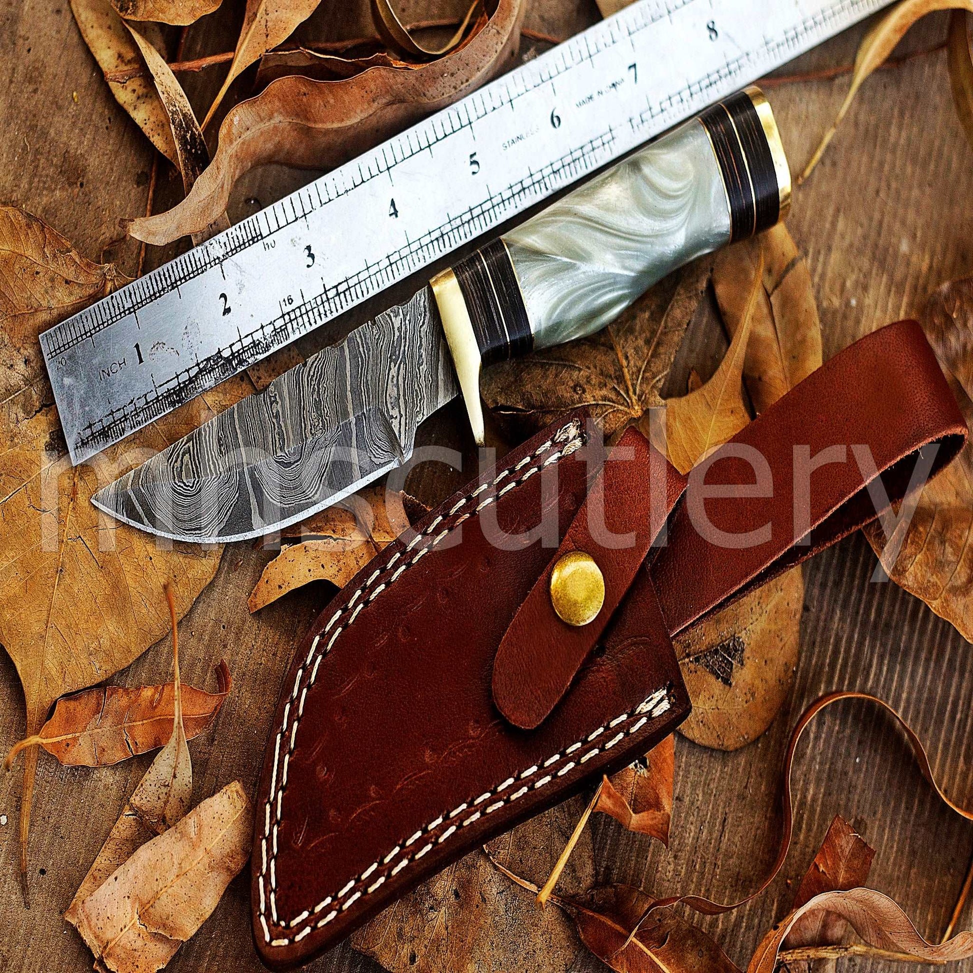 Custom Forged Damascus Steel Hunting Skinner Knife With Resin Handle | mhscutlery