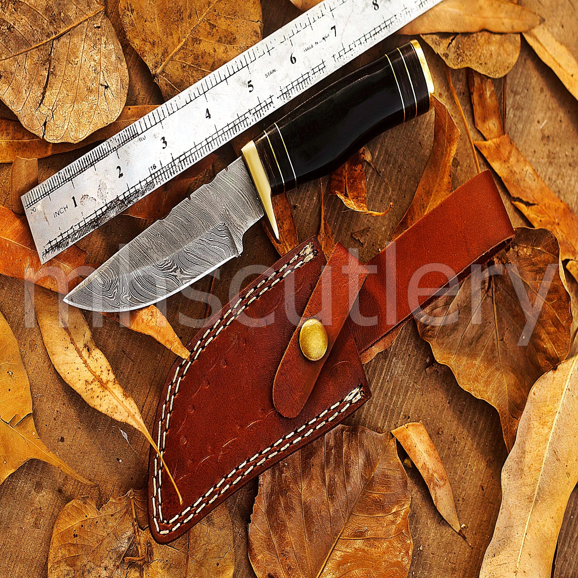 Custom Handmade Damascus Steel Skinner Knife With Bull Horn Handle | mhscutlery