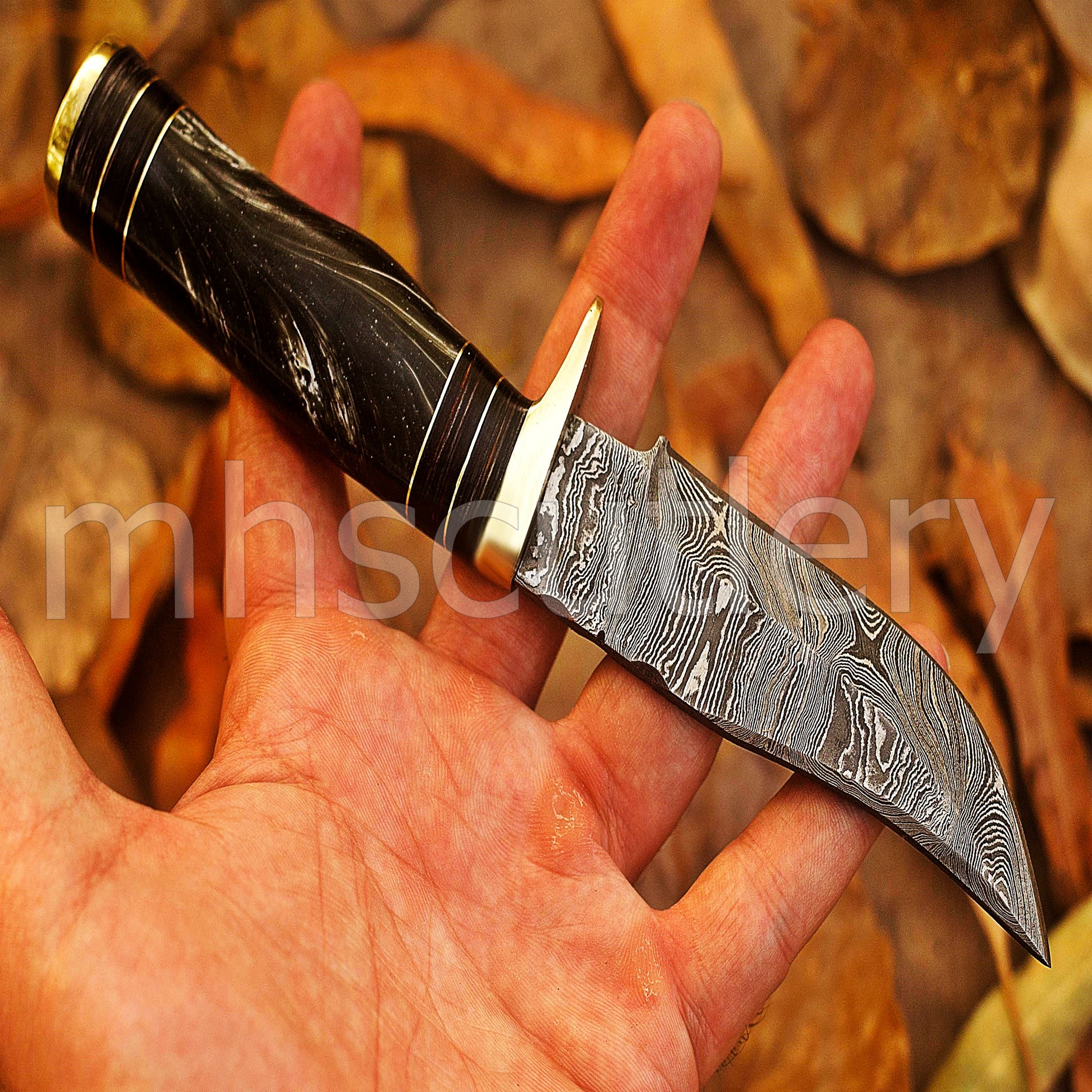 Hand Forged Damascus Steel Skinner Hunting Knife With Resin Handle | mhscutlery