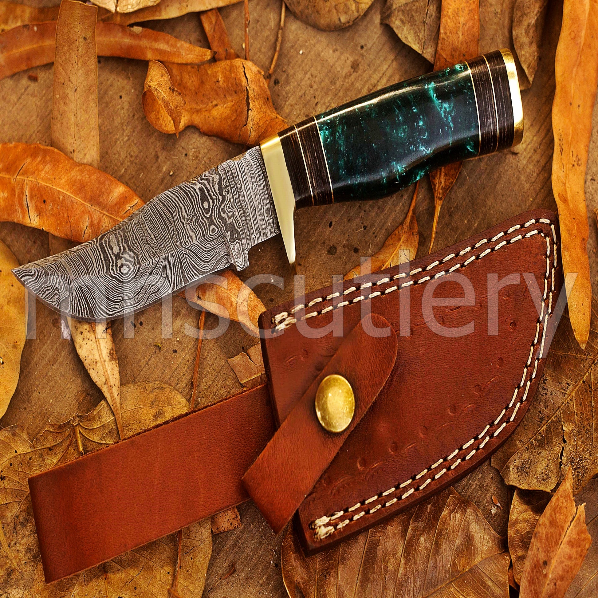 Handmade Skinner Damascus Steel Knife With Resin Handle | mhscutlery