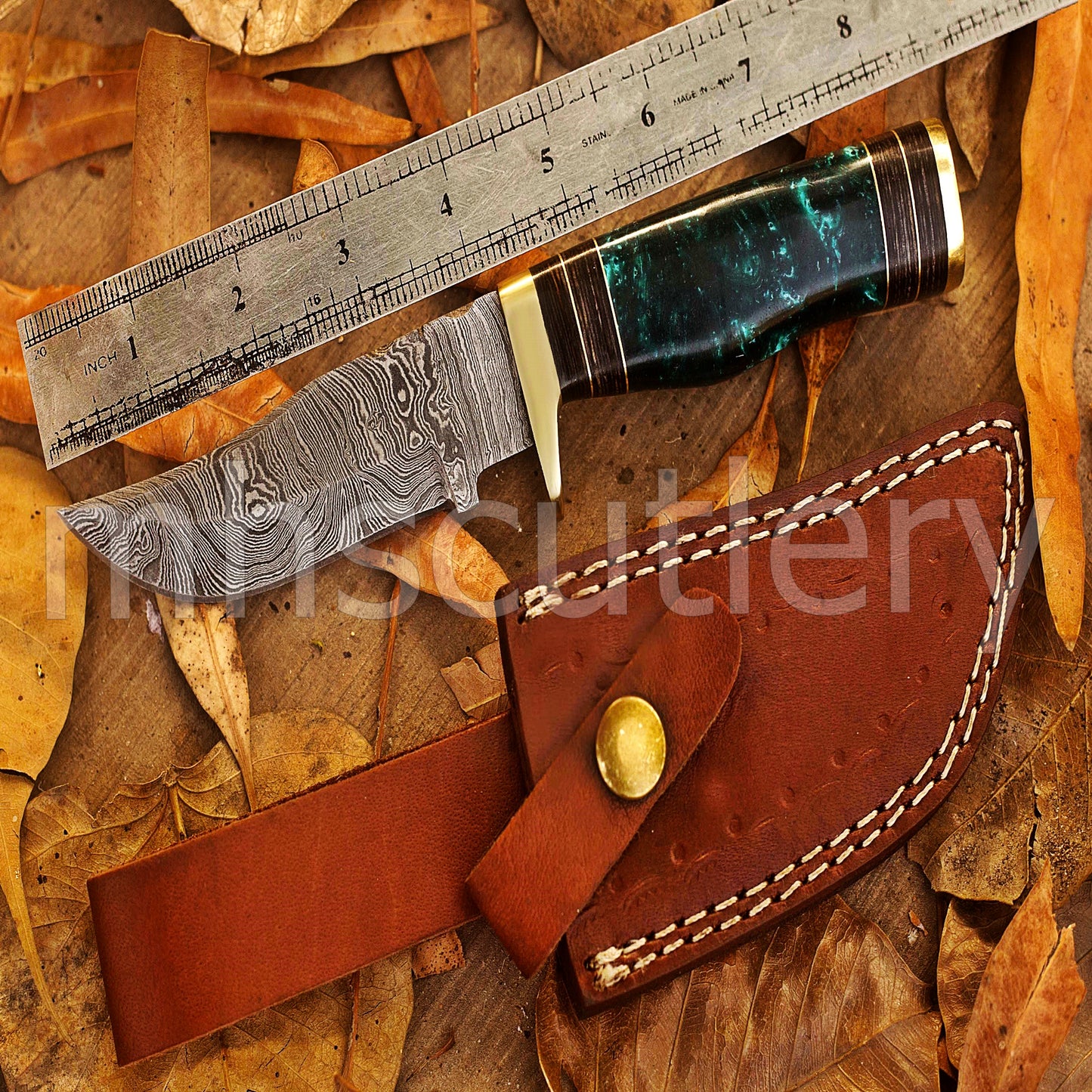 Handmade Skinner Damascus Steel Knife With Resin Handle | mhscutlery