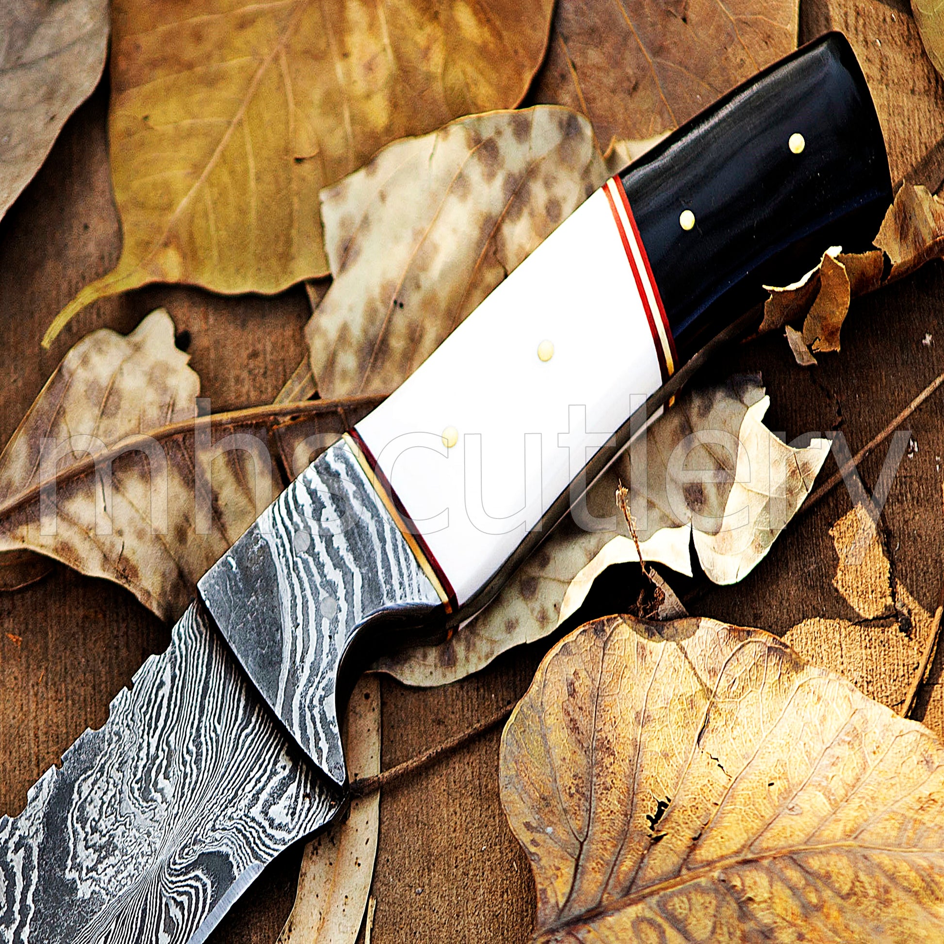 Handmade Damascus Steel Hunting Skinner Gut-Hook Knife With Bone & Bull Horn Handle | mhscutlery