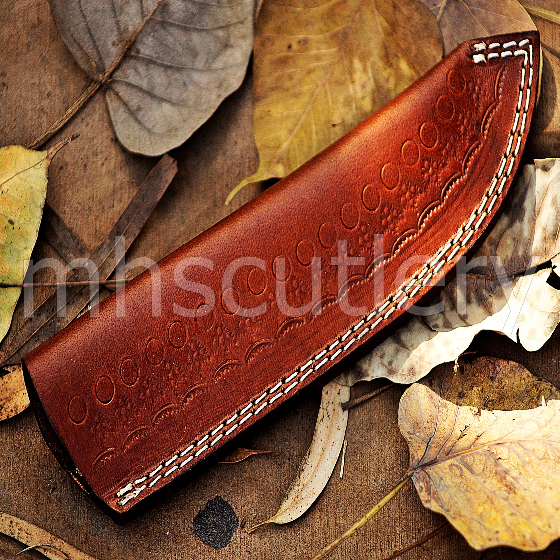 Handmade Damascus Steel Hunting Skinner Gut-Hook Knife With Bone & Bull Horn Handle | mhscutlery