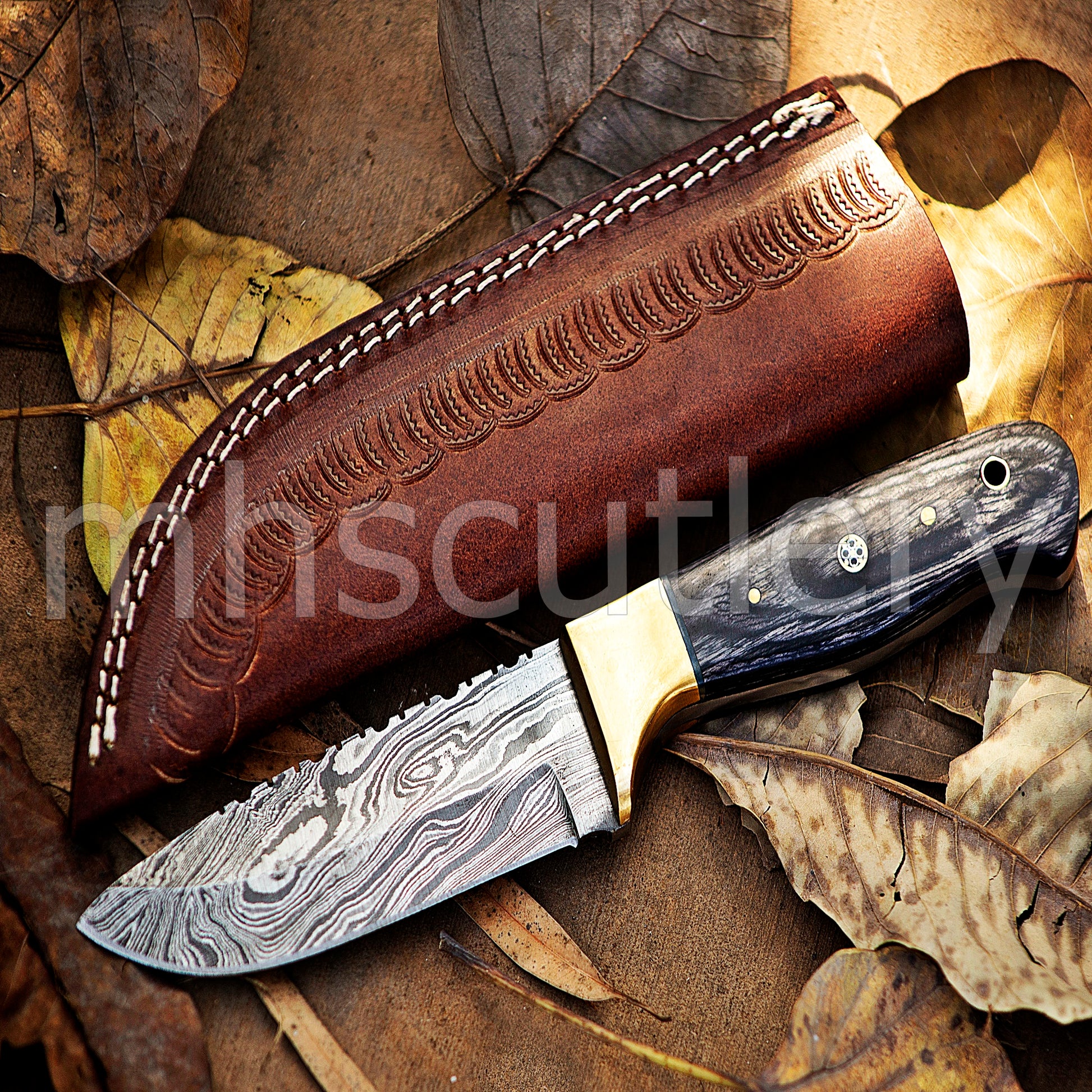 Custom Made Damascus Steel Hunter Fixed Blade Skinning Knife | mhscutlery