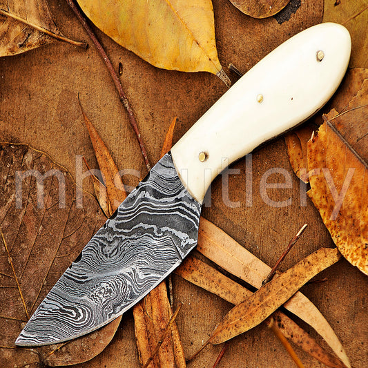 Handmade Mini Skinner Damascus Steel Knife | mhscutlery