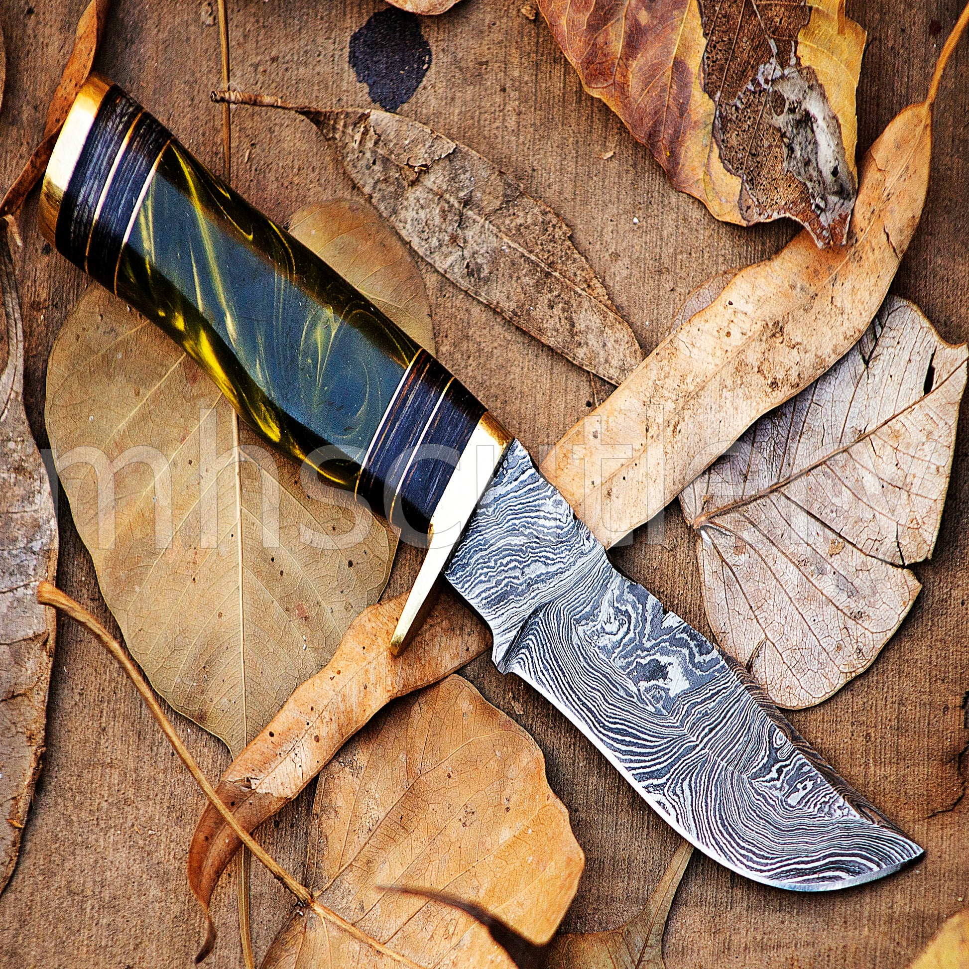 Damascus Steel Hunting Skinner Knife With Resin Handle | mhscutlery