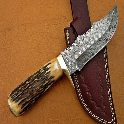 Ladder Damascus Steel Hunter's Knife | Natural Antler Handle