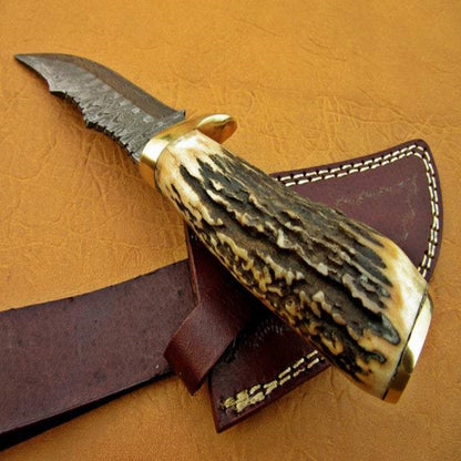 Ladder Damascus Steel Hunter's Knife | Natural Antler Handle